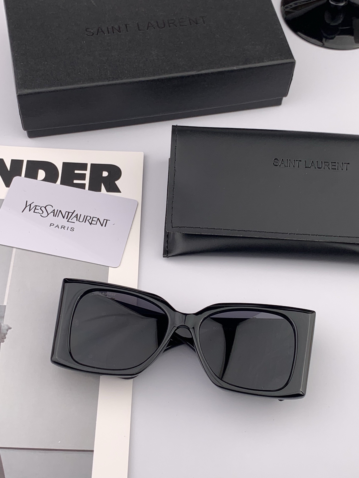 新品SAINTOWEN圣罗兰 官网最新款 独具奢华外观和精致线条 风格华贵典雅 轻盈舒适 众多明星网红追