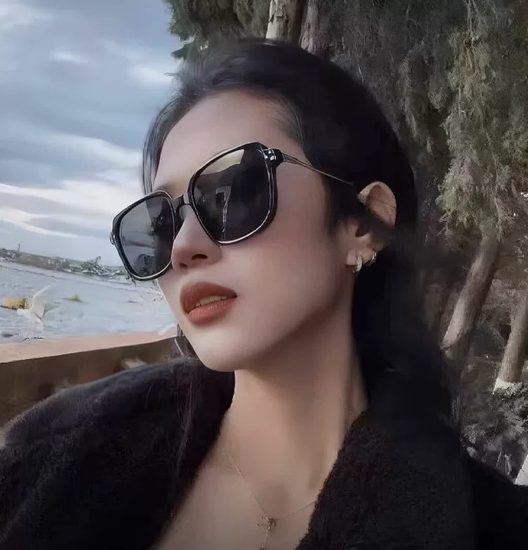 🔺 【GUCCI】开春新款 潮流爆款 时尚方框偏光太阳镜 高品质 佩戴舒适 网红潮款墨镜 女士高清尼龙偏