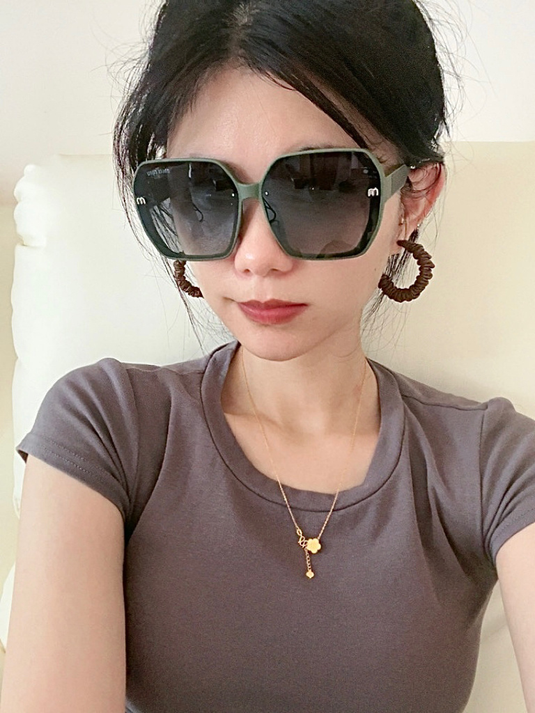 🔺 【缪缪 TR偏光太阳镜】开春新款 潮流爆款 时尚方框偏光太阳镜 高品质 佩戴舒适 网红潮款墨镜 女士