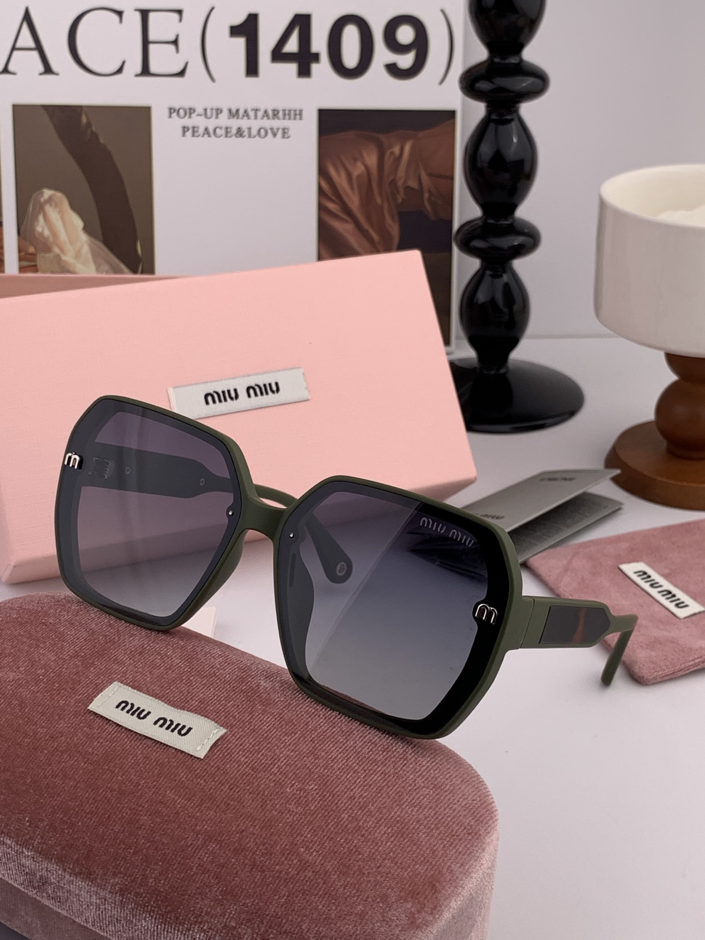 🔺 【缪缪 TR偏光太阳镜】开春新款 潮流爆款 时尚方框偏光太阳镜 高品质 佩戴舒适 网红潮款墨镜 女士