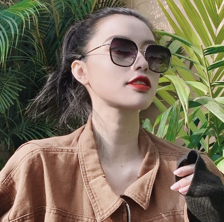 【尼龙偏光系列】GUCCI太阳镜墨圆框设计，不挑脸型，无论搭配大衣还是连衣裙都非常显气质偏光镜片预防紫外