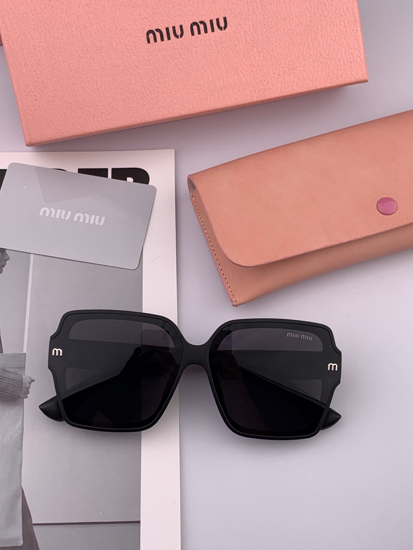 MIUMIU/缪缪🖇🖇开春新款🌟闪耀新款璀璨登台 ❤❤太阳镜潮品 精致个性设计简约时尚 专柜品质值得拥有