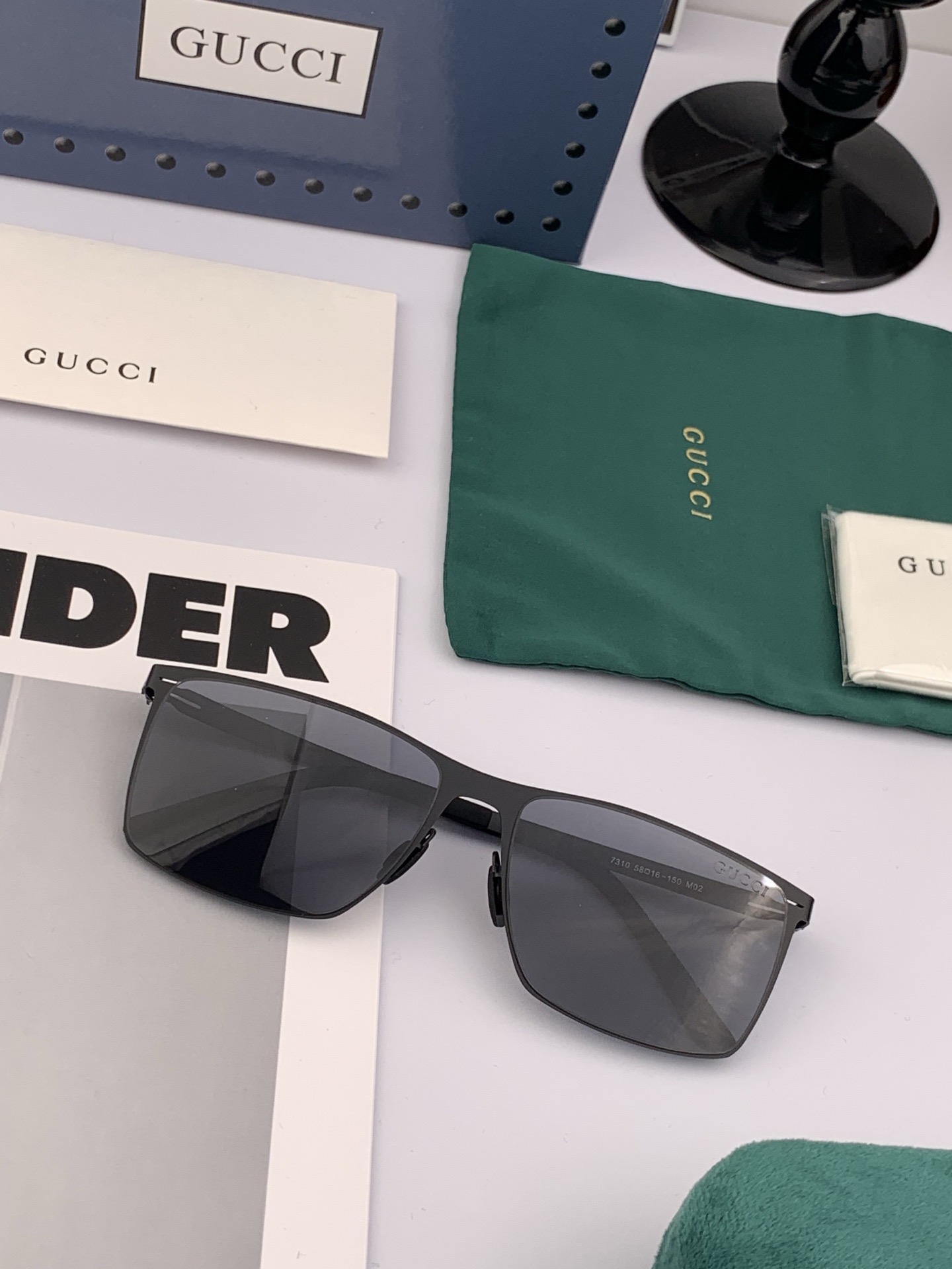 GUCC*新款男女情侣款太阳iP电镀永不褪色 卖点：超轻超有弹性整幅眼镜无螺丝重要的是压不坏、镜片：高清