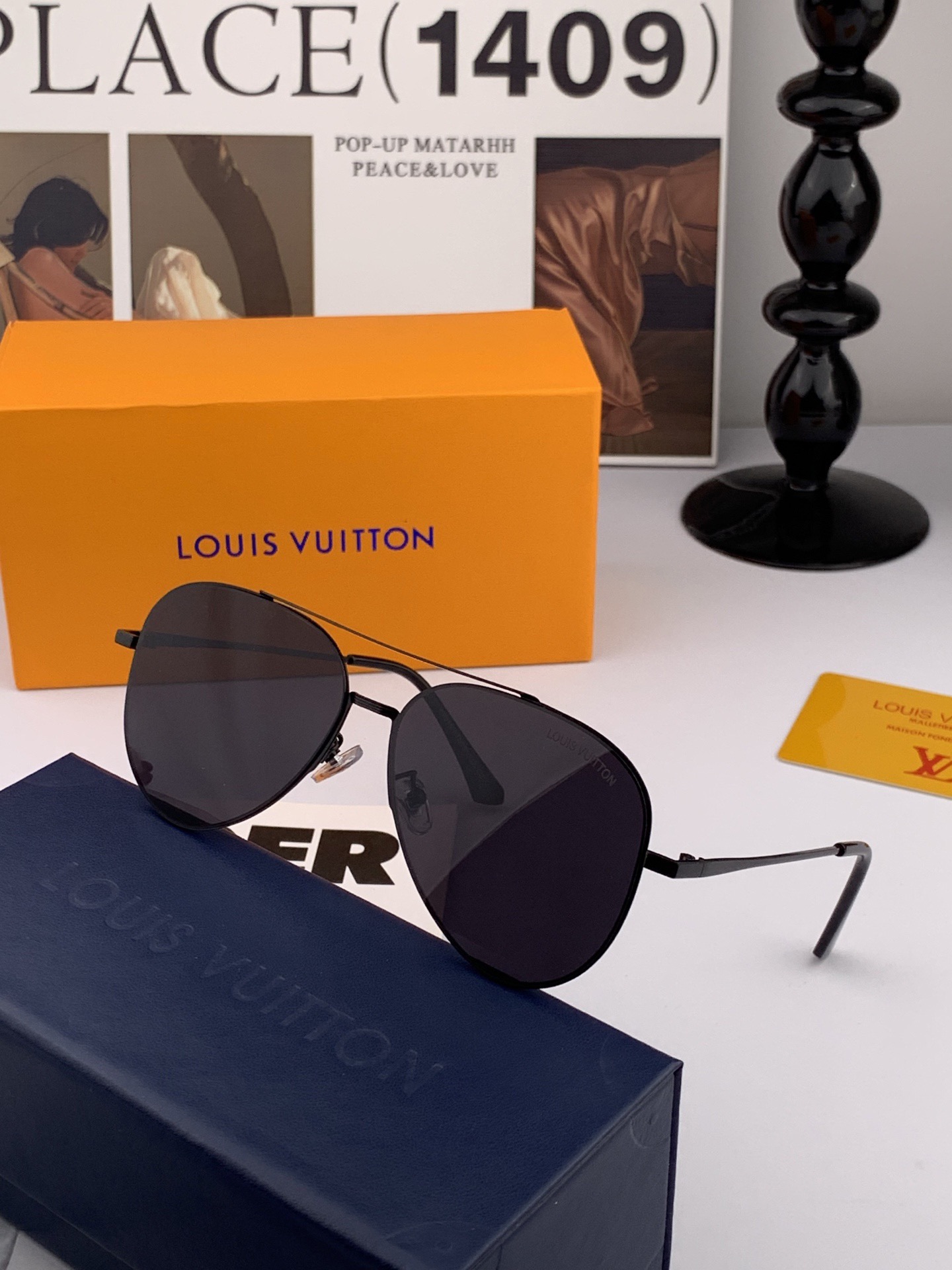 ♦️ GUCCI 新款男女情侣款太阳镜多边形墨镜iP电镀永不褪色 超轻超有弹性整幅眼镜无螺丝重要的是压不