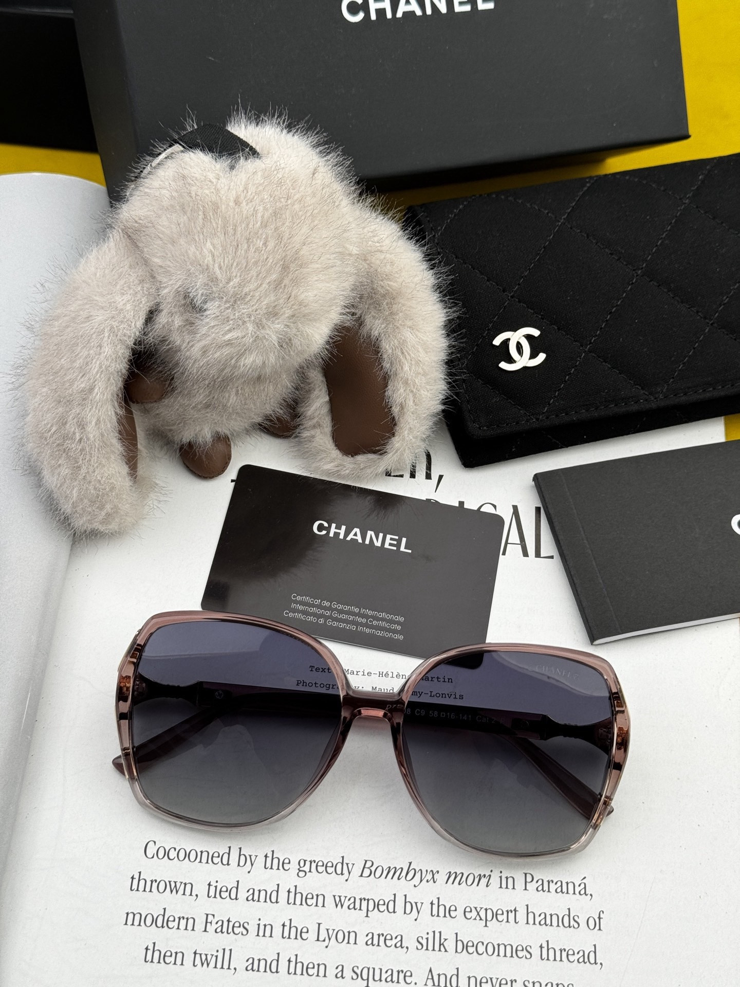 【CHANEL】香奈儿 新款潮流爆款 时尚方框太阳镜 佩戴舒适 网红潮款墨镜 女士高清加厚偏光太阳镜🕶️