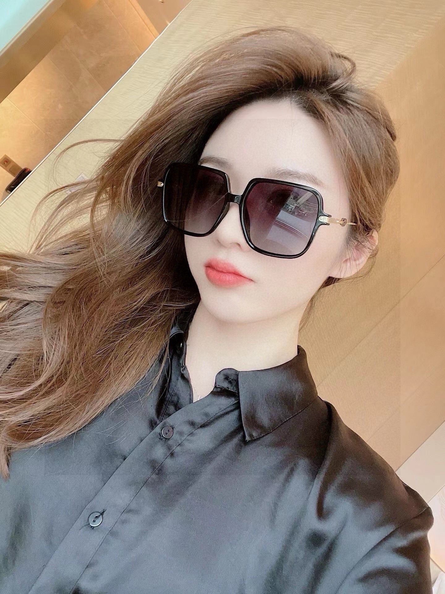 TR版本-偏光【独家大牌太阳镜无滤镜‼实拍上架 Dior官网最新发布新款太阳镜🕶，注意⚠我们是高清镜片 