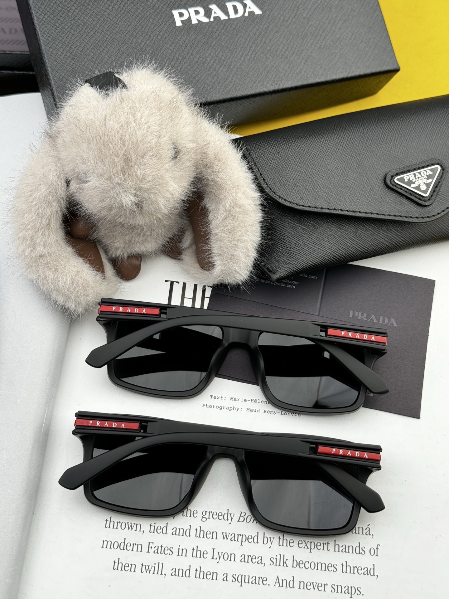 🔺 【GUCCI】开春新款 潮流爆款 时尚方框太阳镜 高品质 佩戴舒适 网红潮款墨镜 型号：G6130