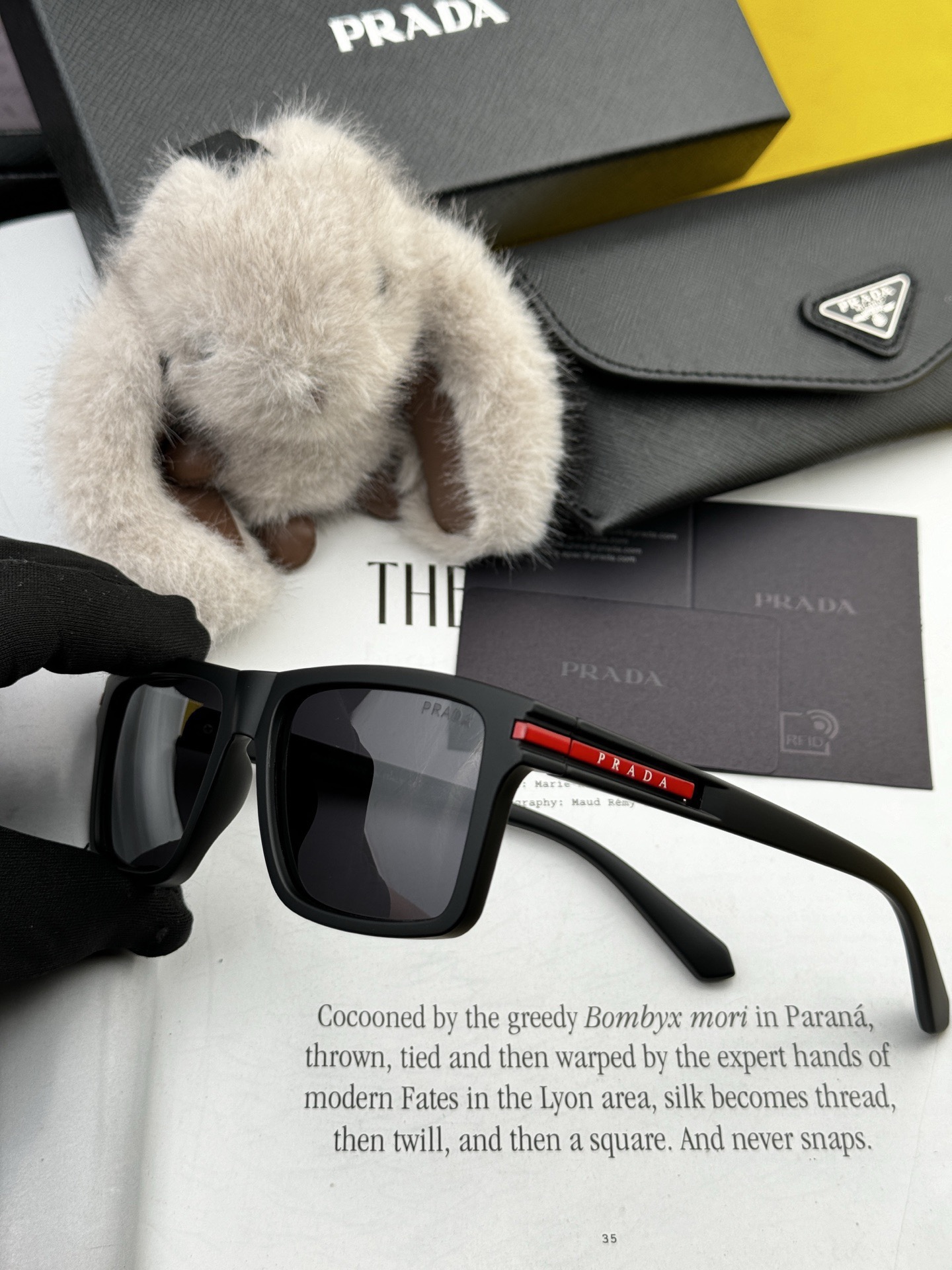 🔺 【GUCCI】开春新款 潮流爆款 时尚方框太阳镜 高品质 佩戴舒适 网红潮款墨镜 型号：G6130