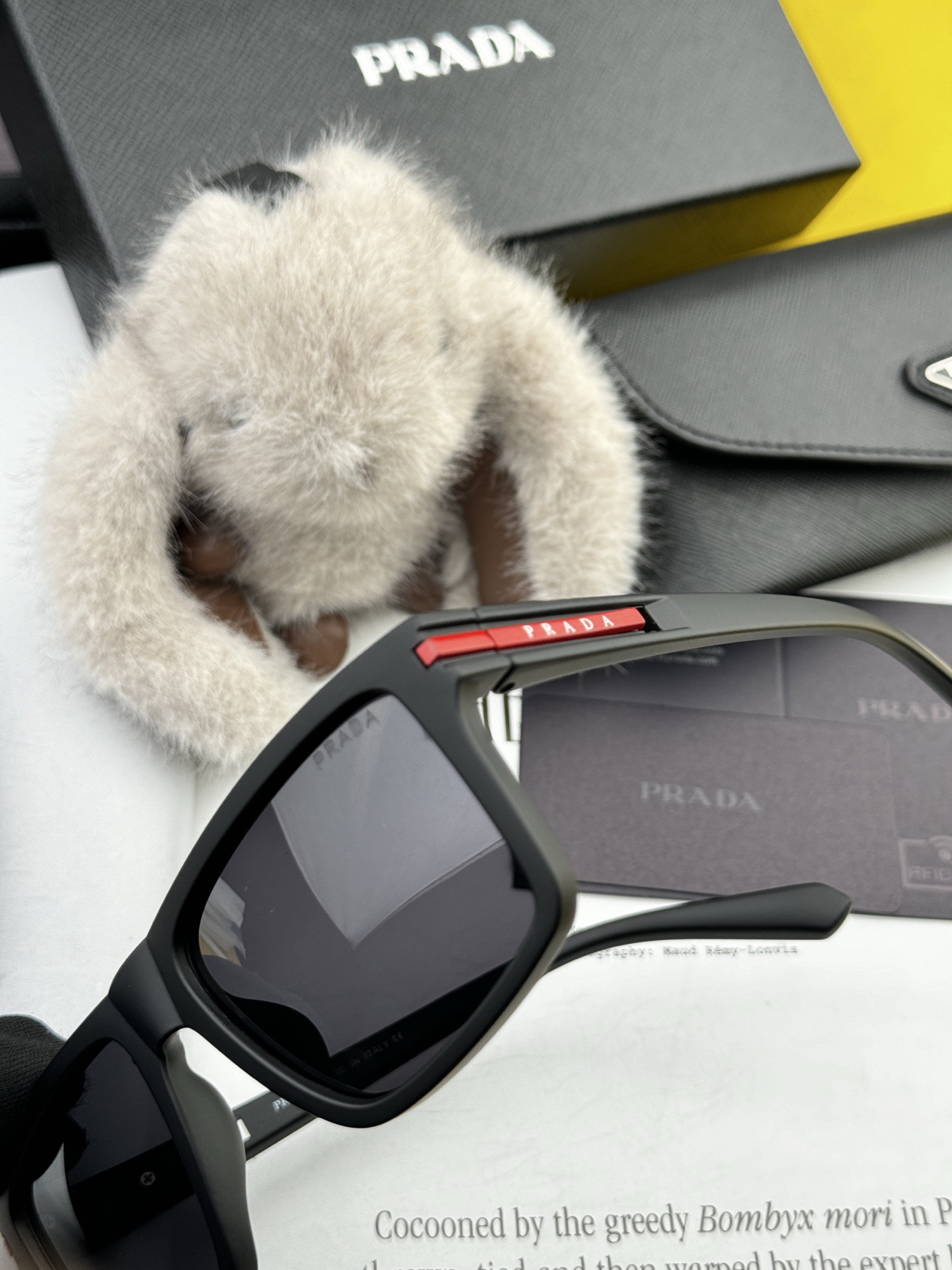 🔺 【GUCCI】开春新款 潮流爆款 时尚方框太阳镜 高品质 佩戴舒适 网红潮款墨镜 型号：G6130