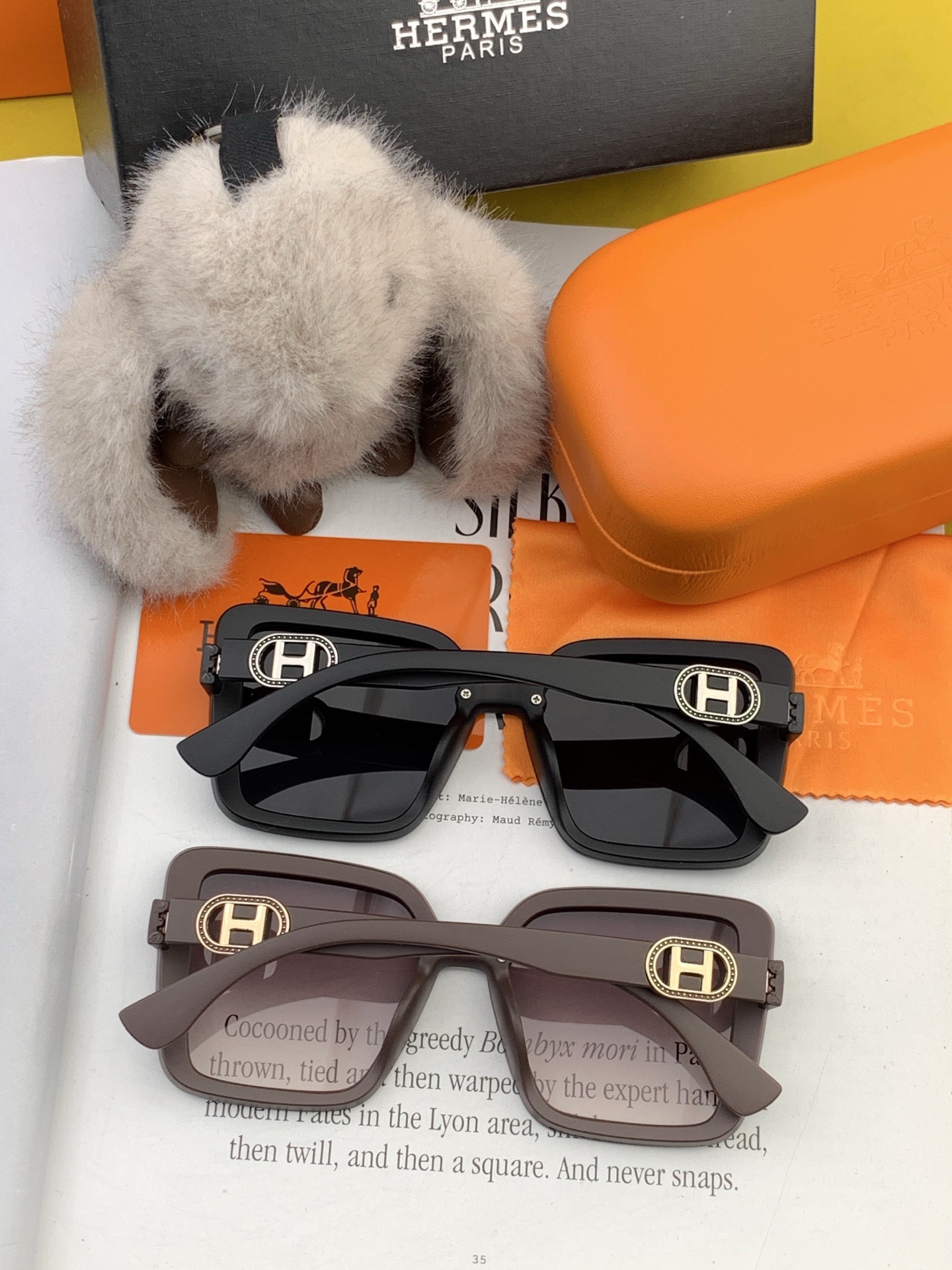 爱马仕 经典的方框设计，不挑脸型，无论搭配大衣还是连衣裙都非常显气质镜片预防紫外线 型号：H5551