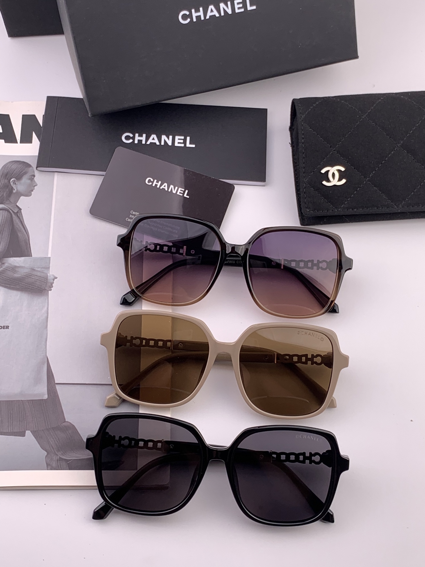【CHANEL】香奈儿 新款潮流爆款 时尚方框太阳镜 佩戴舒适 网红潮款墨镜  女士高清加厚偏光太阳镜🕶