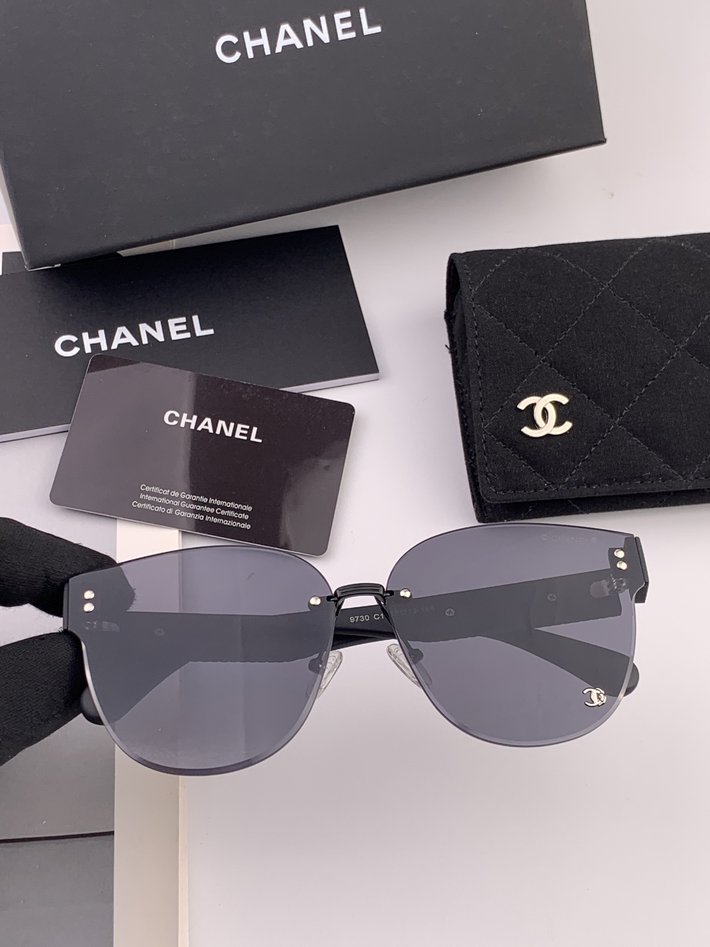 【CHANEL】香奈儿 新款潮流爆款 时尚圆框太阳镜 佩戴舒适 网红潮款墨镜  女士高清加厚偏光太阳镜🕶