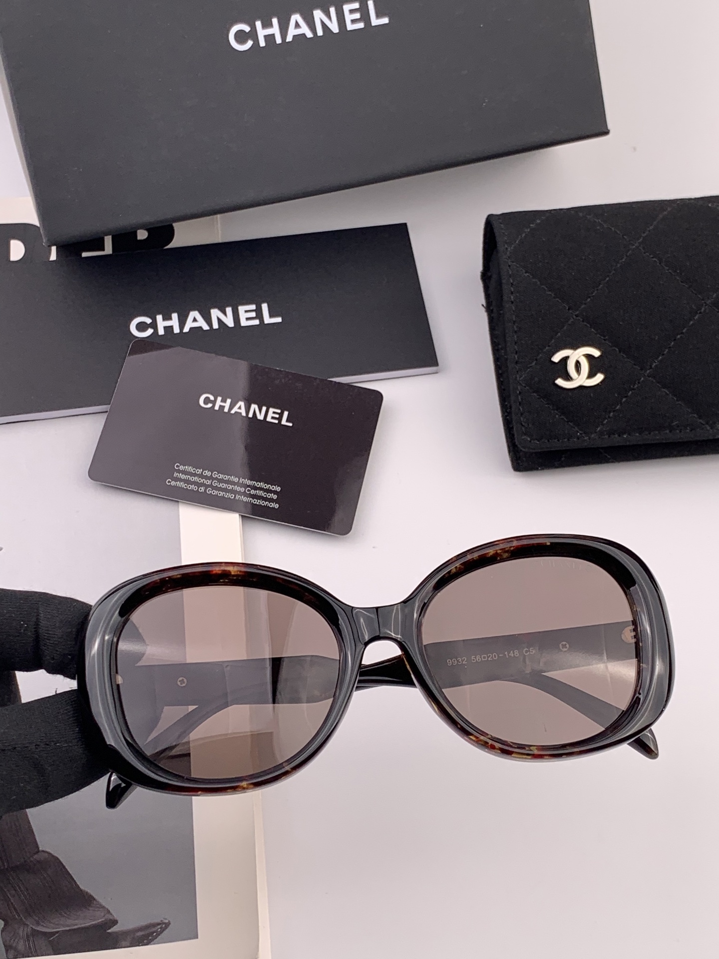 【CHANEL】香奈儿 新款潮流爆款 时尚方框太阳镜 佩戴舒适 网红潮款墨镜  女士高清加厚偏光太阳镜🕶