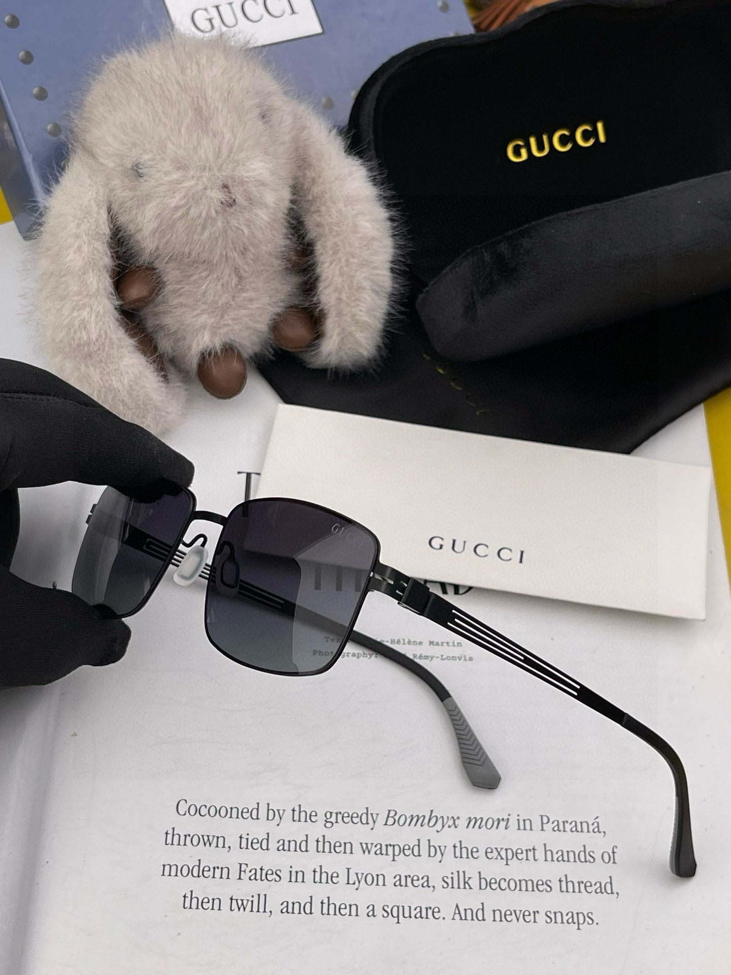 GUCCI 男款炫彩飞行员偏光太阳镜 ❤️材质：高清尼龙加厚卡槽高清偏光镜片 🌹无边框镜架💕颜👍型号：G