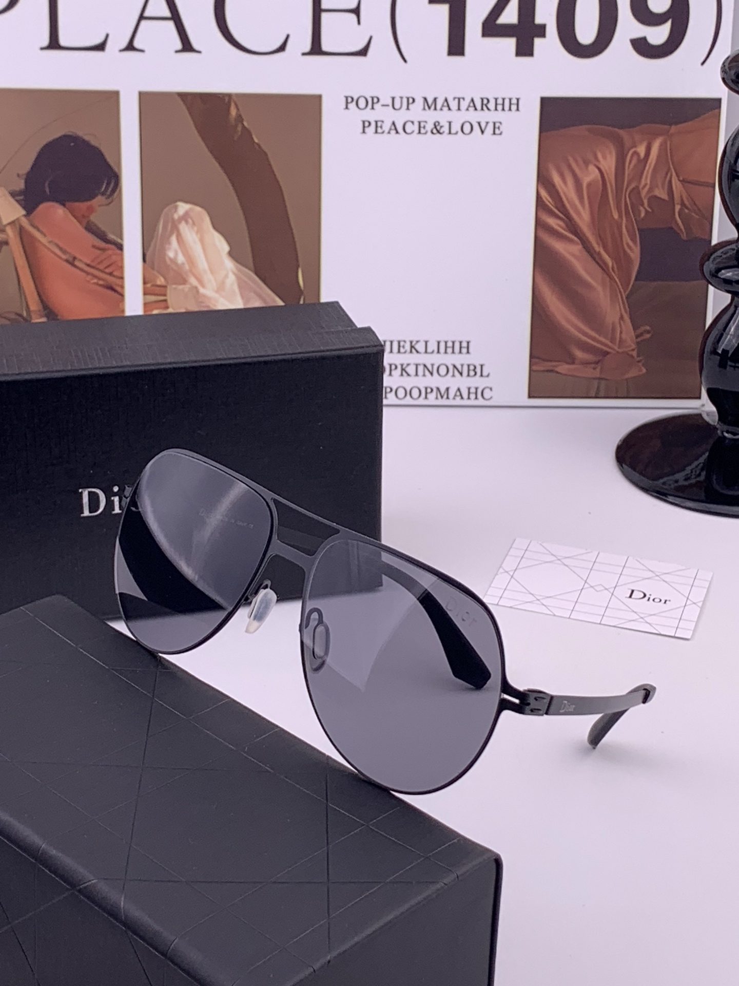DIOR-迪奥  新款超轻无螺丝压不坏系列情侣款太阳镜高清尼龙镜片 商务旅行版 绅士高清太阳眼镜 （舒适