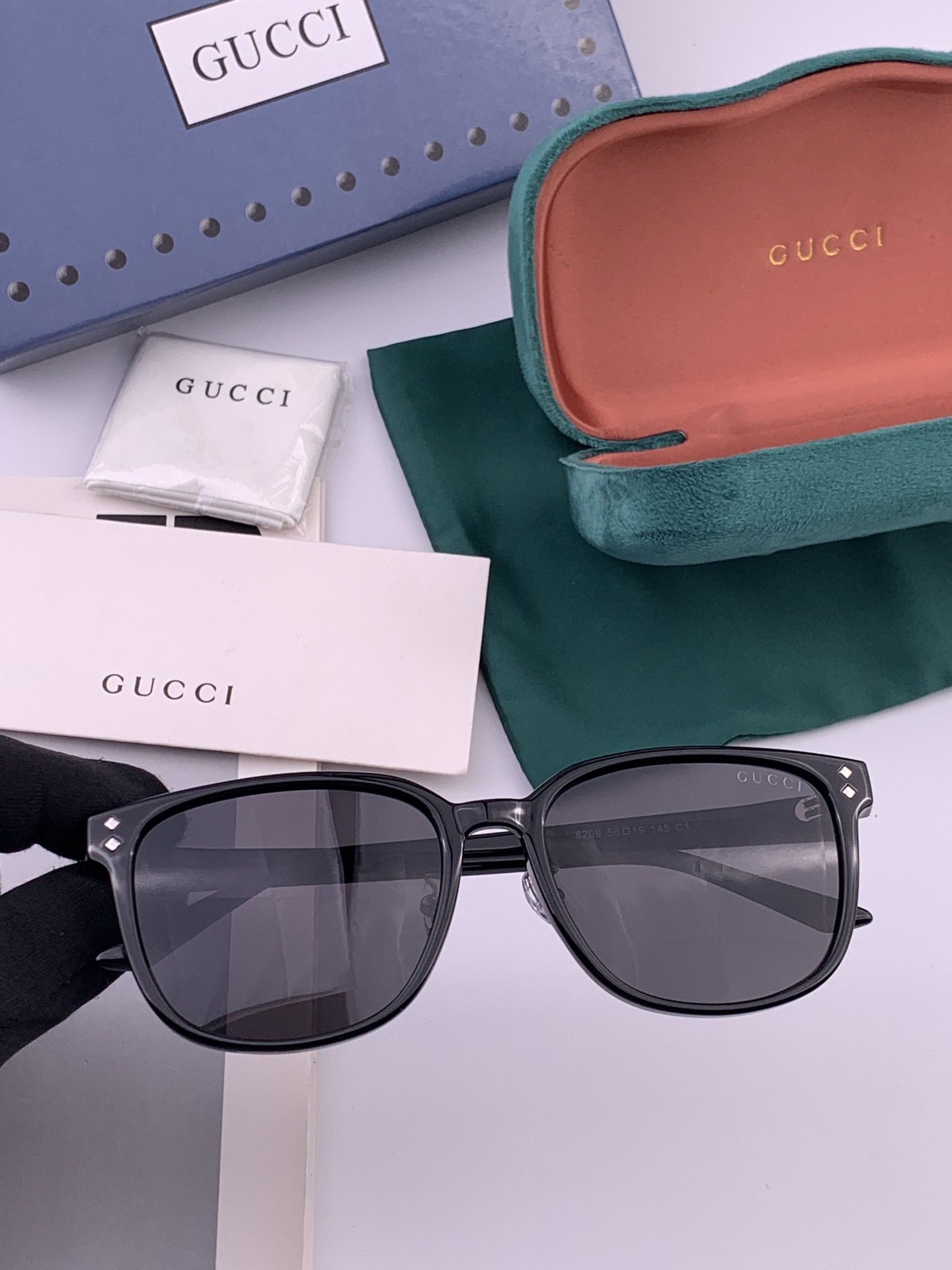 🔺 【GUCCI】开春新款 潮流爆款 时尚方框偏光太阳镜 高品质 佩戴舒适 网红潮款墨镜 女士高清尼龙偏