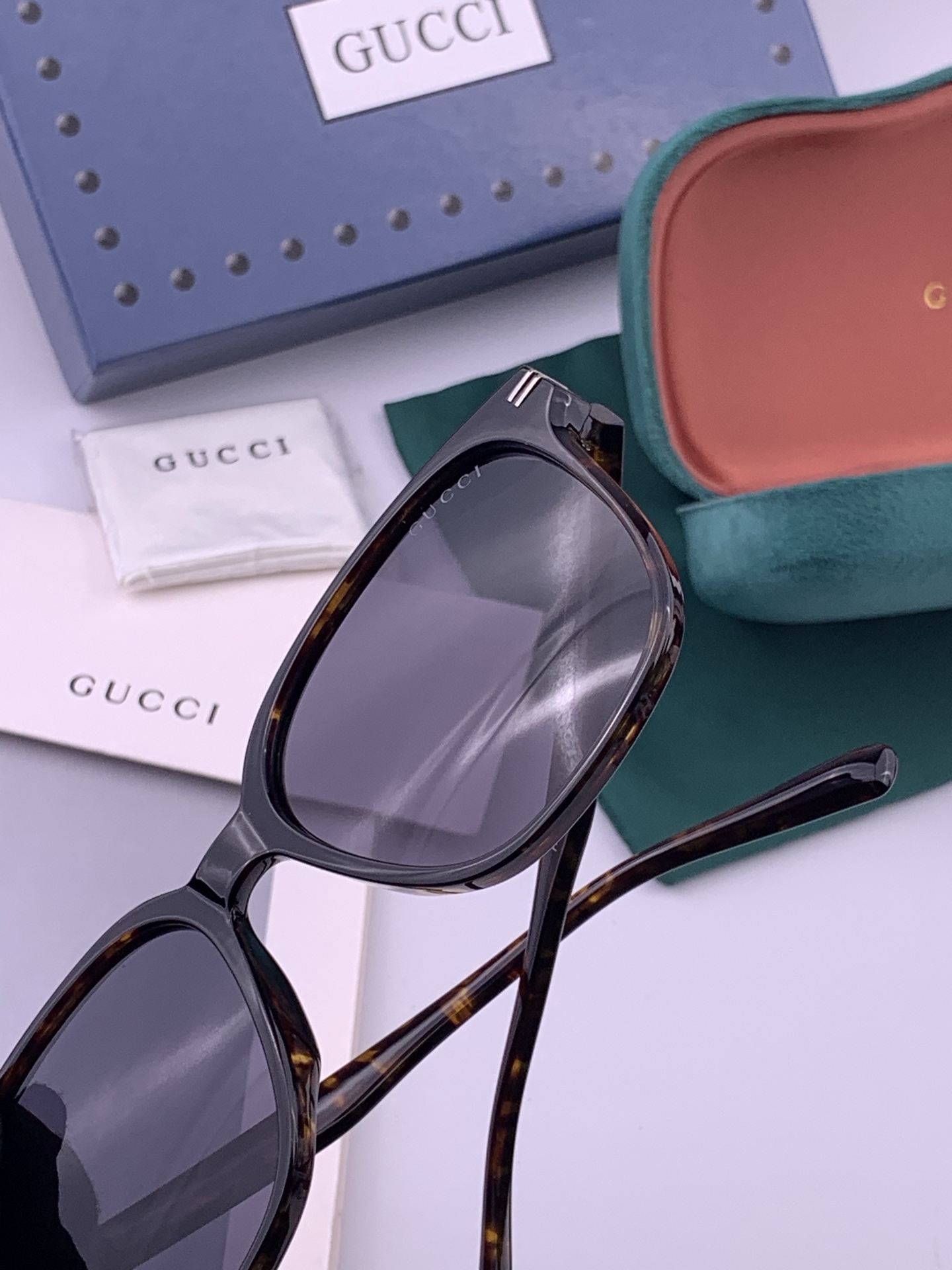 🔺GUCCI🔻古驰 GG圆框太阳镜 完美品质 🎓独特设计  适合各种脸型 亮相时装周 超时尚百搭 实物精