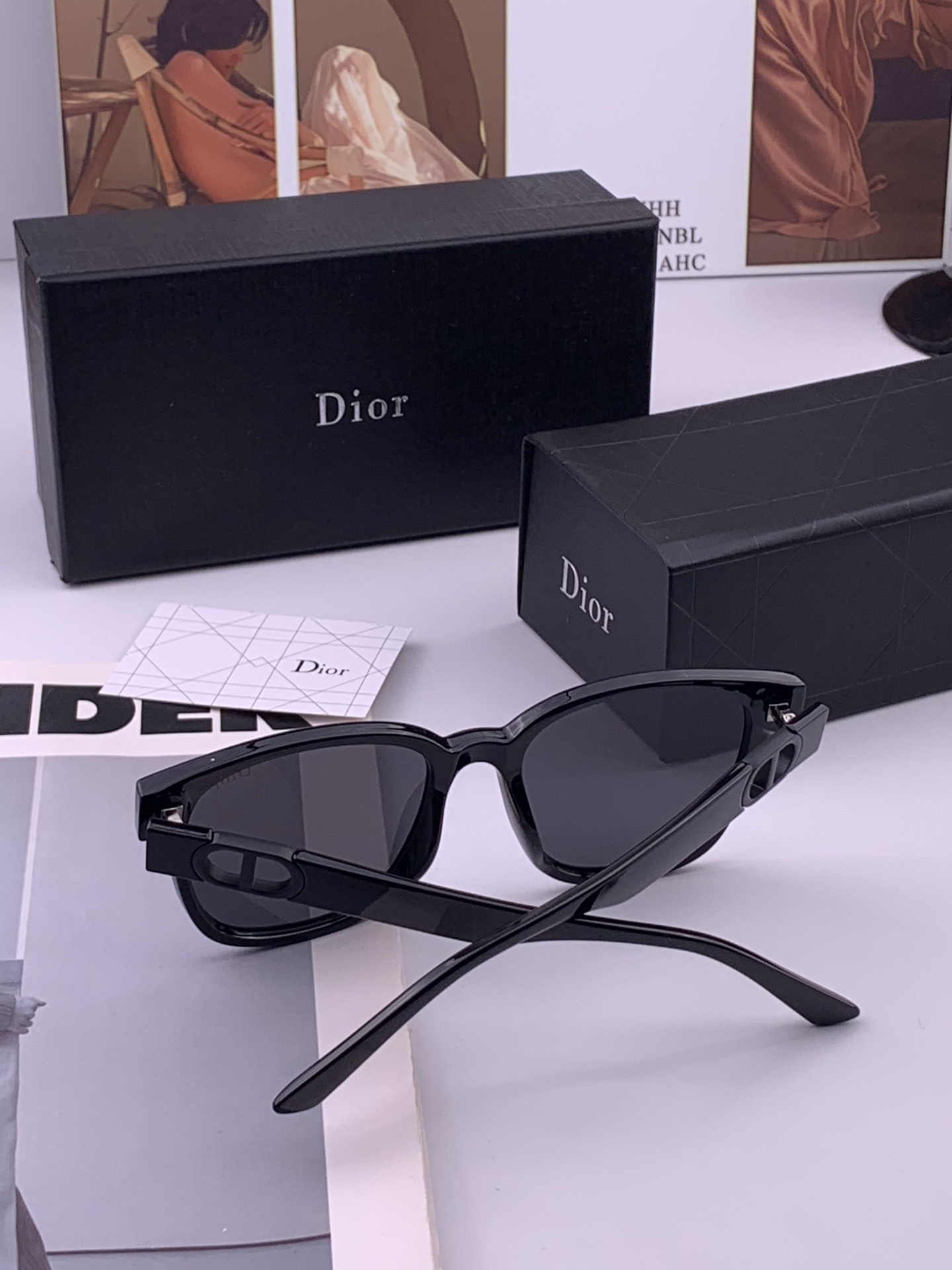 🔺 【DIOR-迪奥】开春新款 潮流爆款 时尚方框偏光太阳镜 高品质 佩戴舒适 网红潮款墨镜 型号：D8