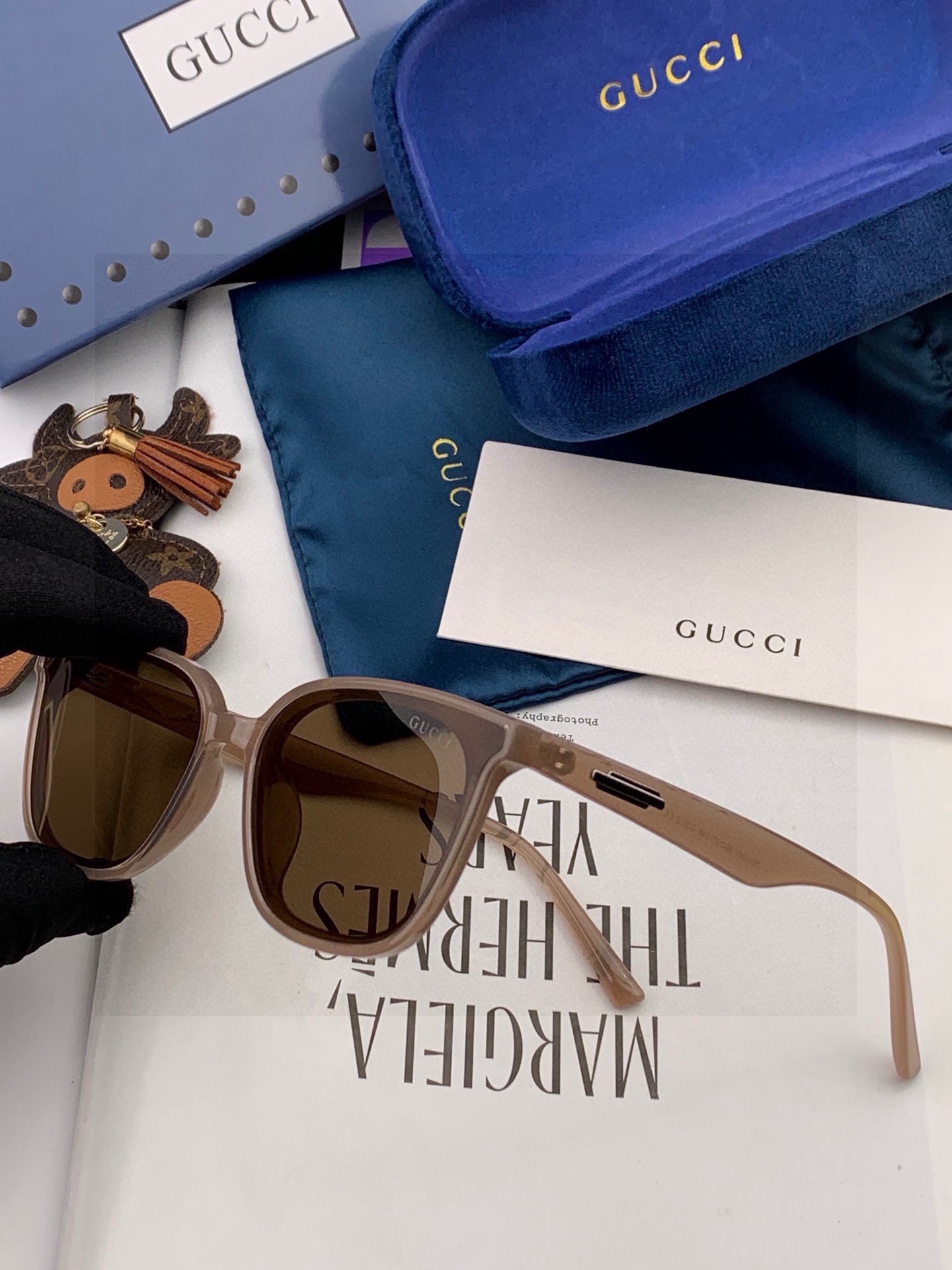 🔺GUCCI🔻古驰 GG方框太阳镜 完美品质 🎓独特设计  适合各种脸型 亮相时装周 超时尚百搭 实物精