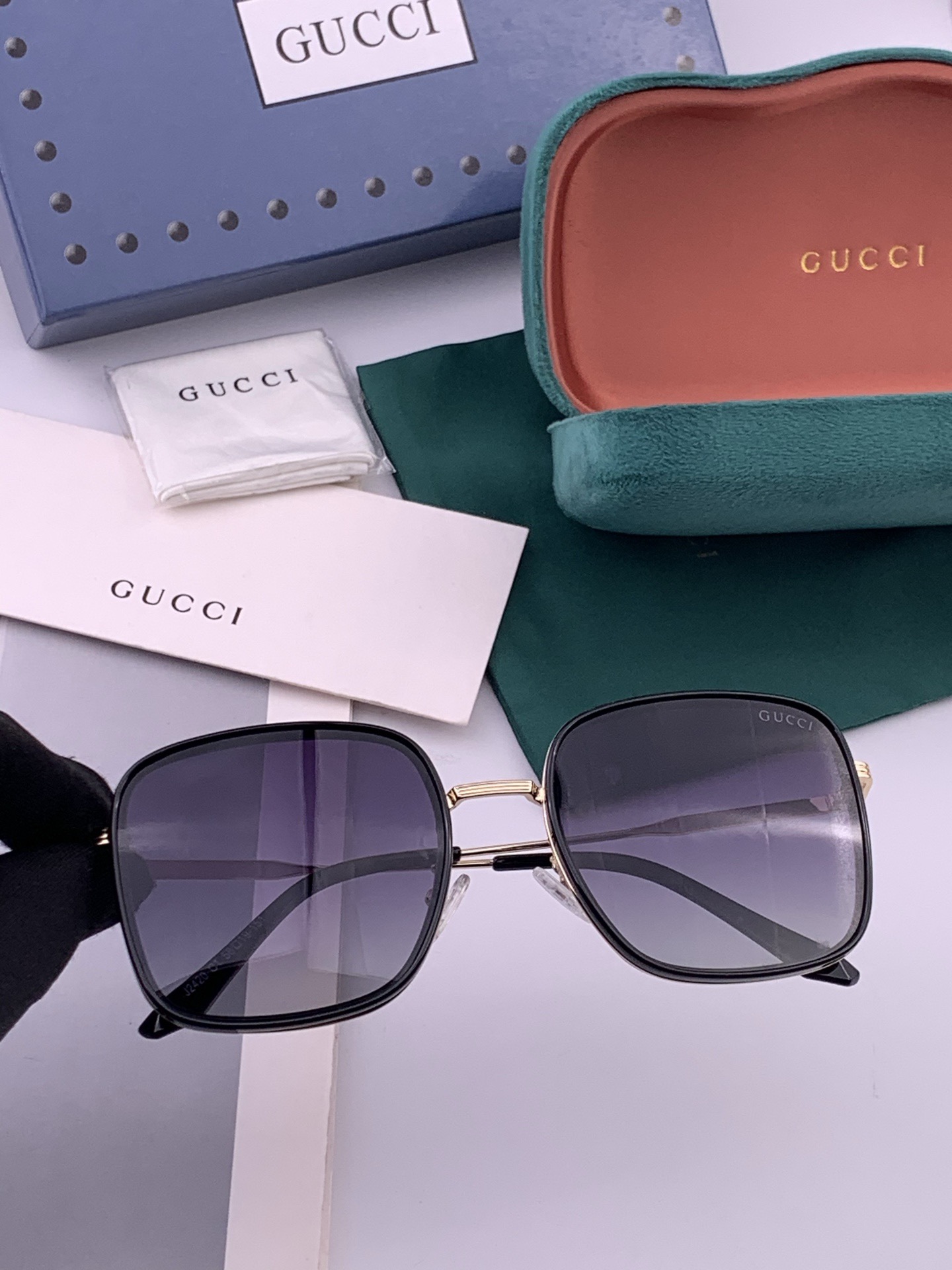 🔺 【GUCCI-偏光太阳镜】开春新款 潮流爆款 时尚方框偏光太阳镜 高品质 佩戴舒适 网红潮款墨镜 女