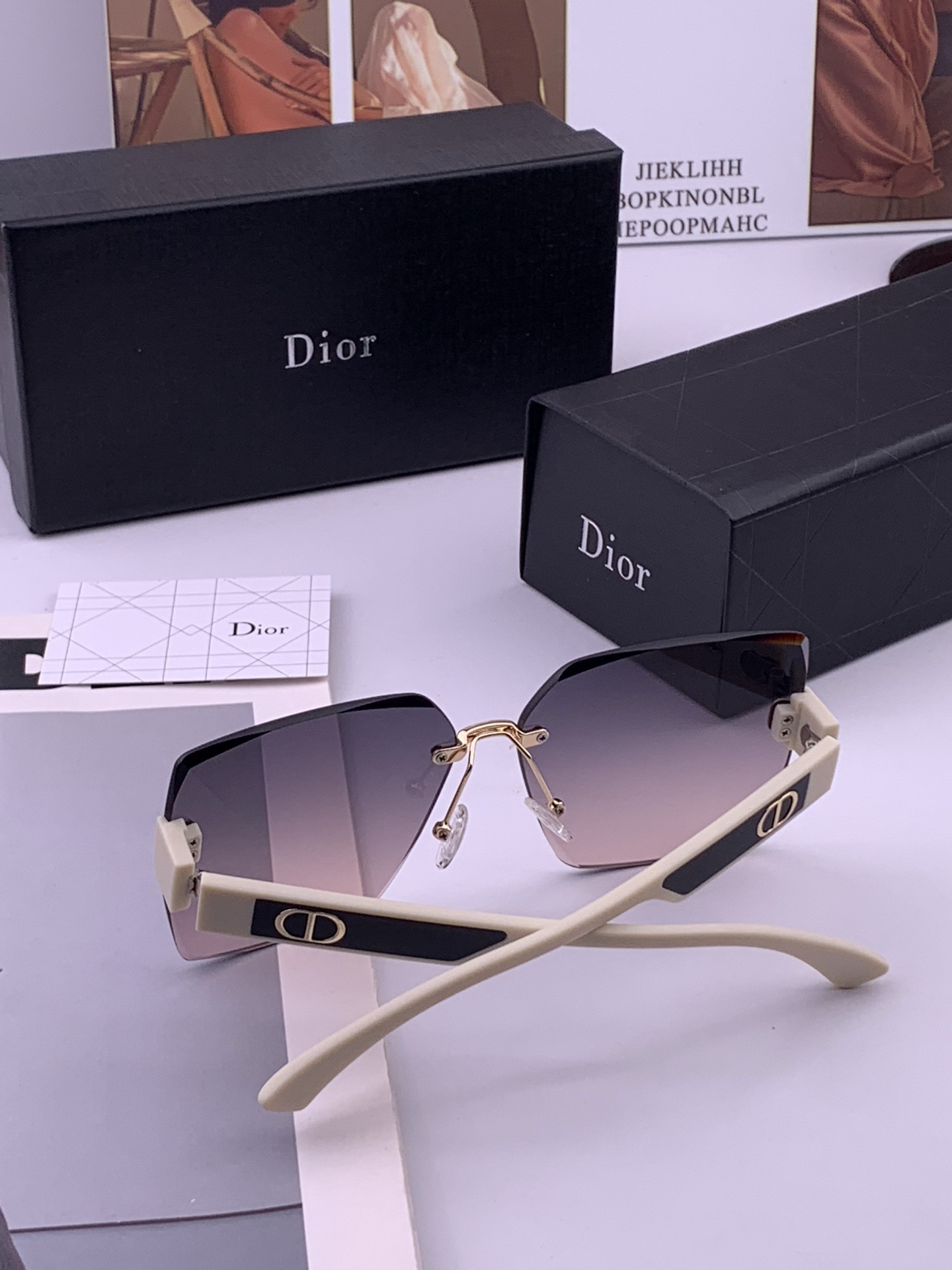 🔺 【DIOR-迪奥】开春新款 潮流爆款 时尚方框偏光太阳镜 高品质 佩戴舒适 网红潮款墨镜 女士高清偏