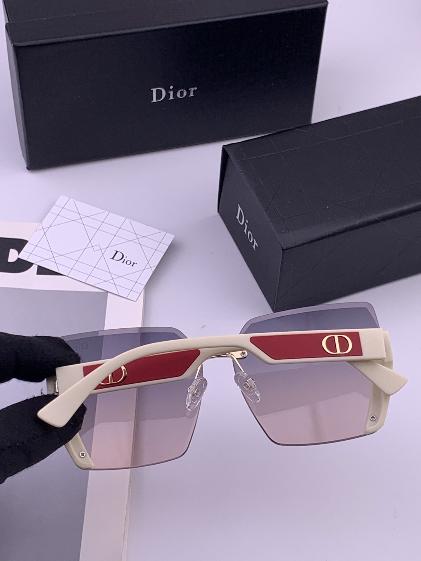 🔺 【DIOR-迪奥】开春新款 潮流爆款 时尚方框太阳镜 高品质 佩戴舒适 网红潮款墨镜 女士高清太阳镜