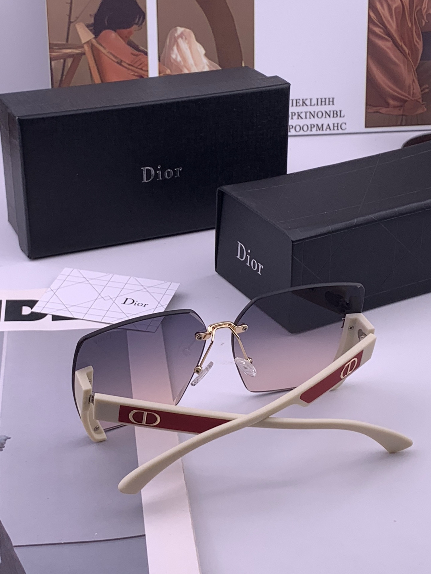 🔺 【DIOR-迪奥】开春新款 潮流爆款 时尚方框太阳镜 高品质 佩戴舒适 网红潮款墨镜 女士高清太阳镜