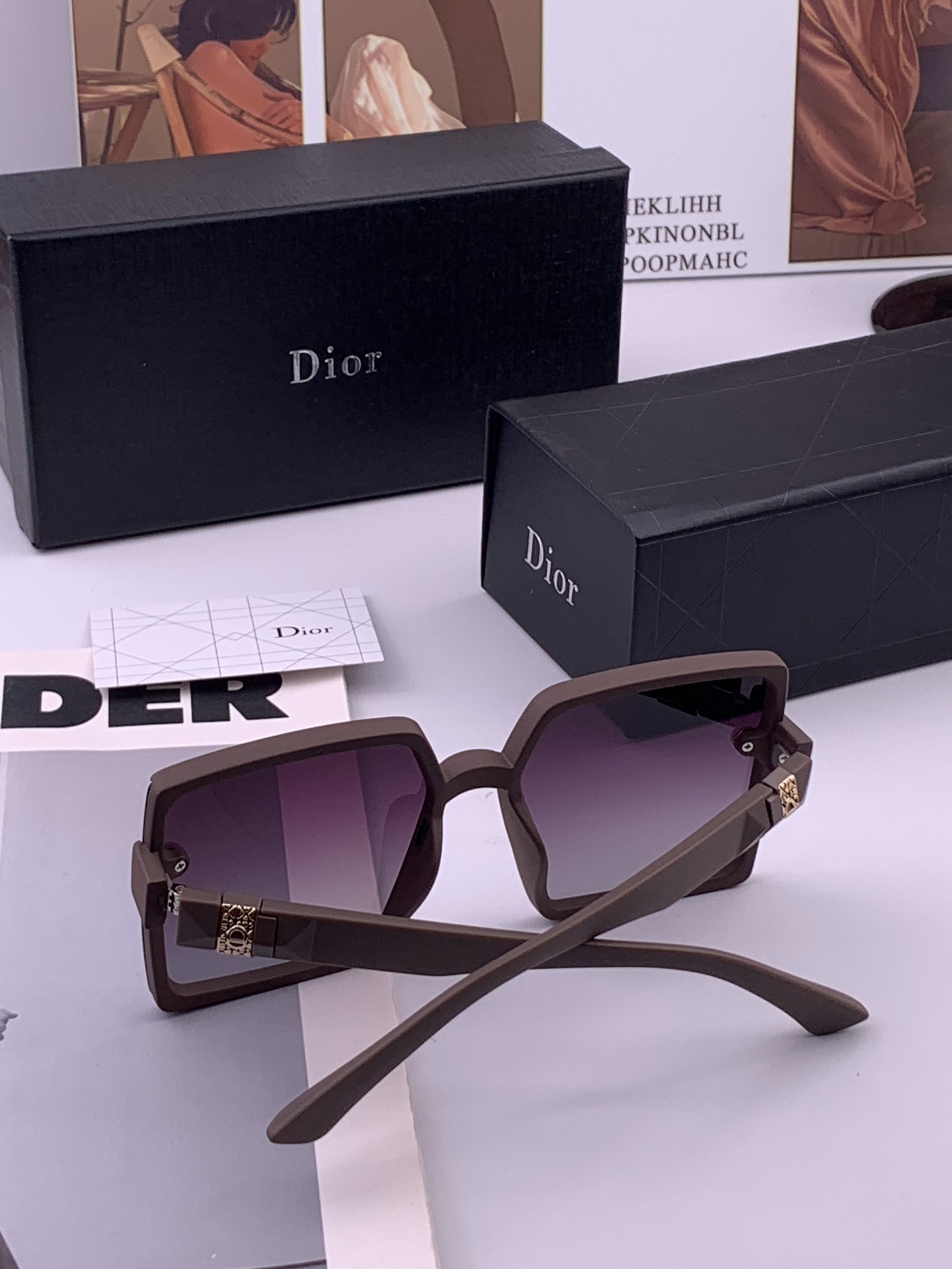 🔺 【DIOR】开春新款 潮流爆款 时尚方框偏光太阳镜 高品质 佩戴舒适 网红潮款墨镜 女士高清加厚偏光