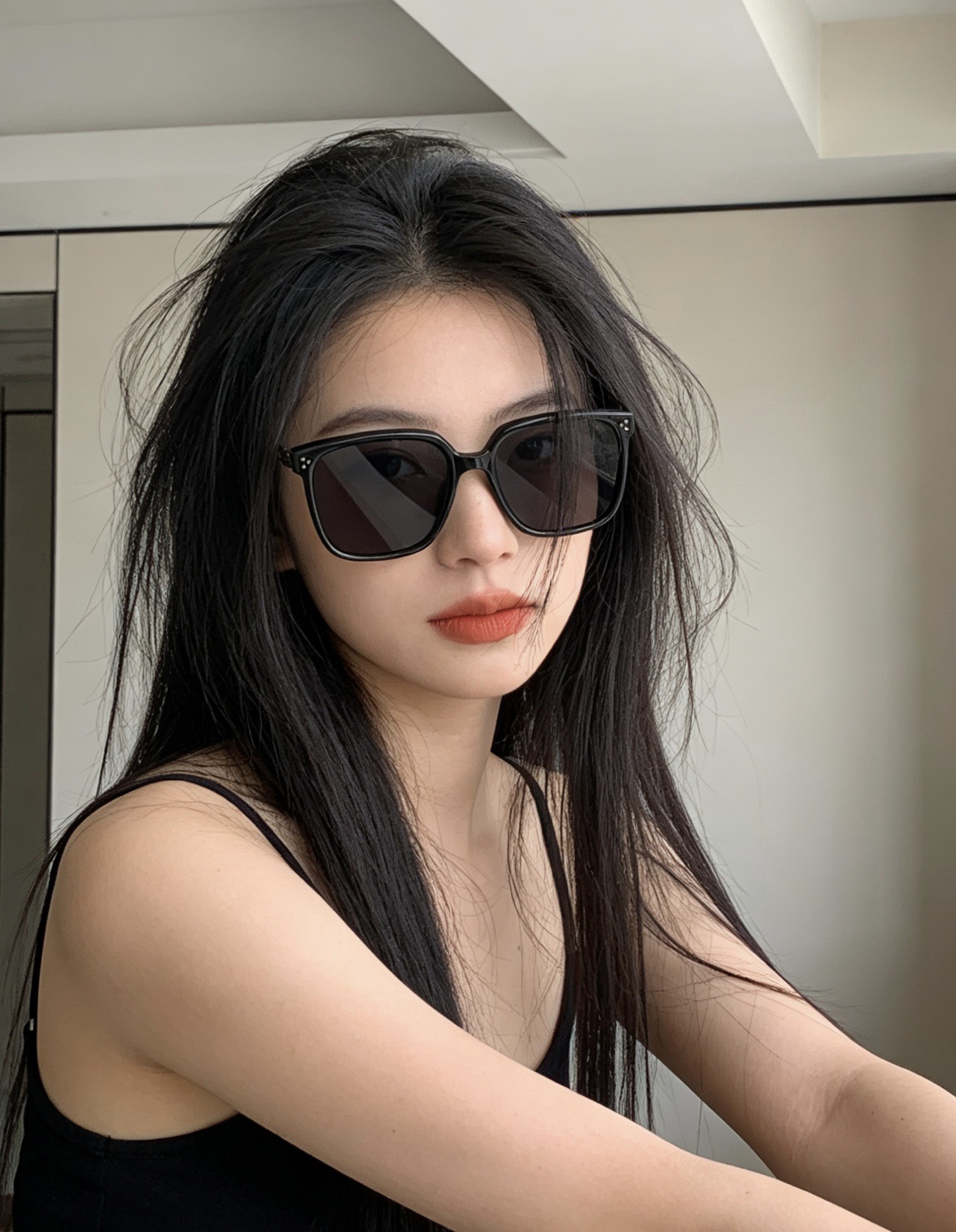 🔺 【GUCCI】开春新款 潮流爆款 时尚方框偏光太阳镜 高品质 佩戴舒适 网红潮款墨镜 女士高清尼龙偏