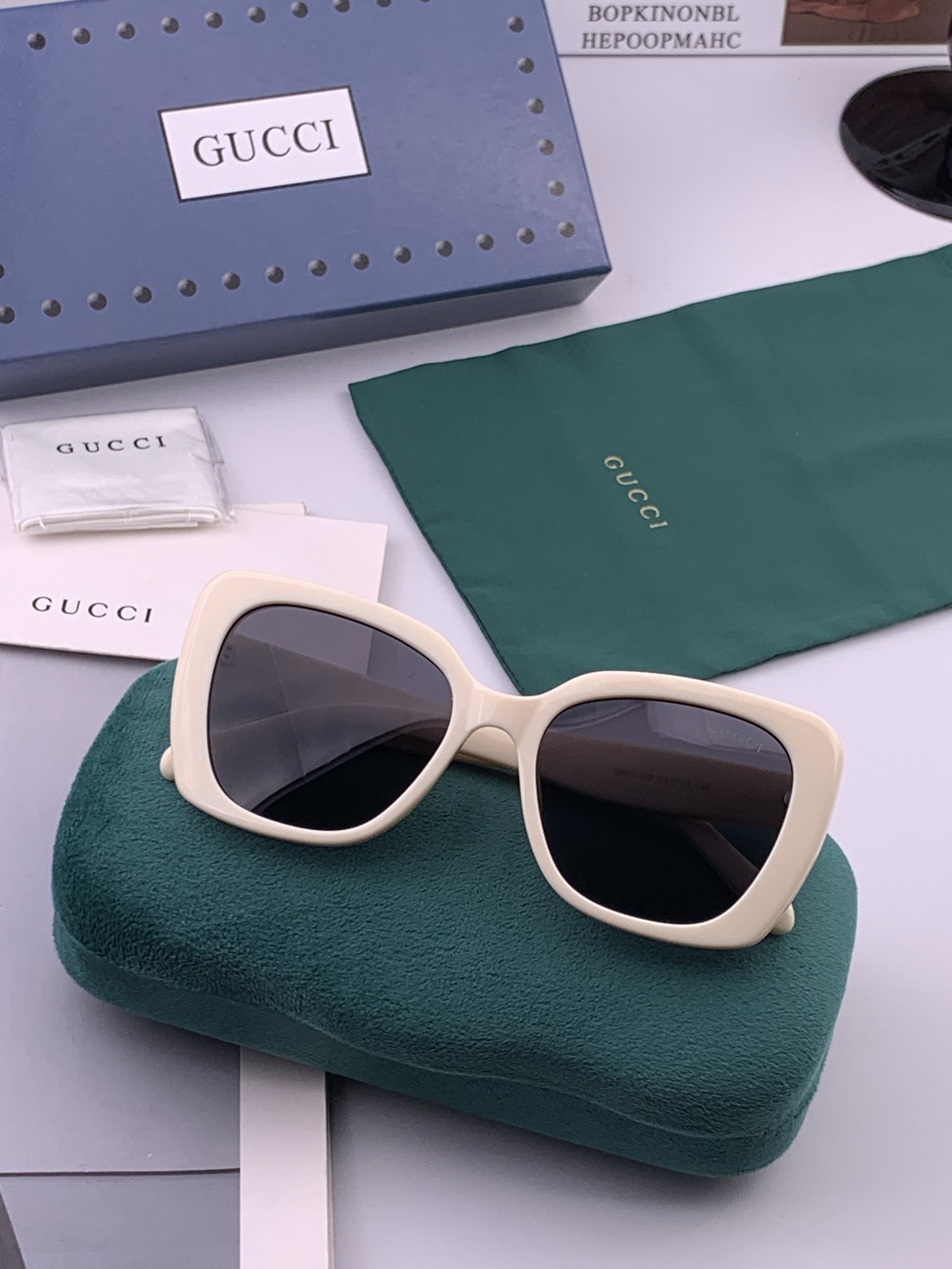 🔺GUCCI🔻古驰 GG圆框太阳镜 完美品质 🎓独特设计  适合各种脸型 亮相时装周 超时尚百搭 实物精