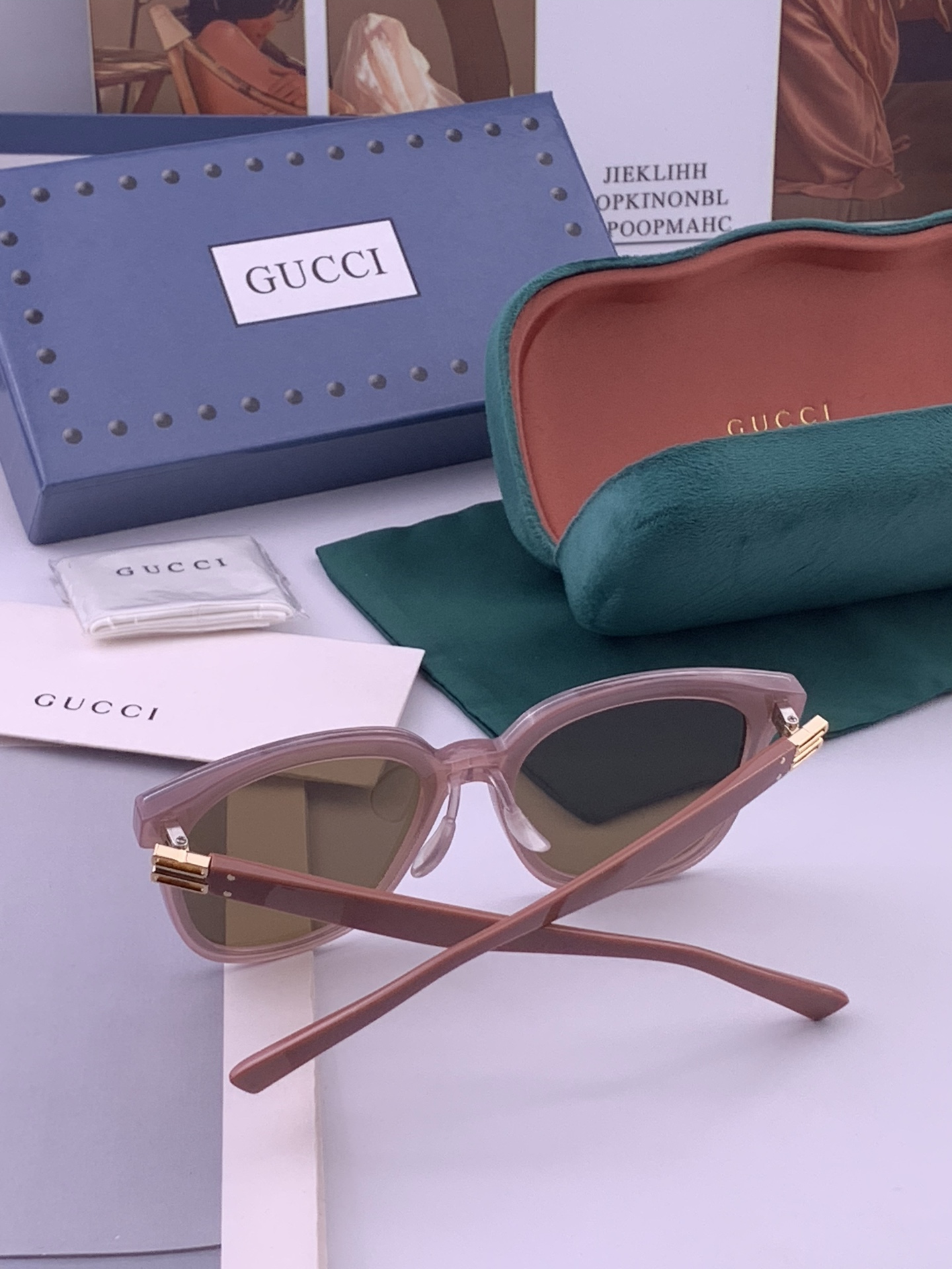 GUCCI  新款尼龙偏光太眼镜，情侣款时尚方框太阳镜佩戴舒适网红潮流款墨镜，大气女人范儿，大脸小脸都好