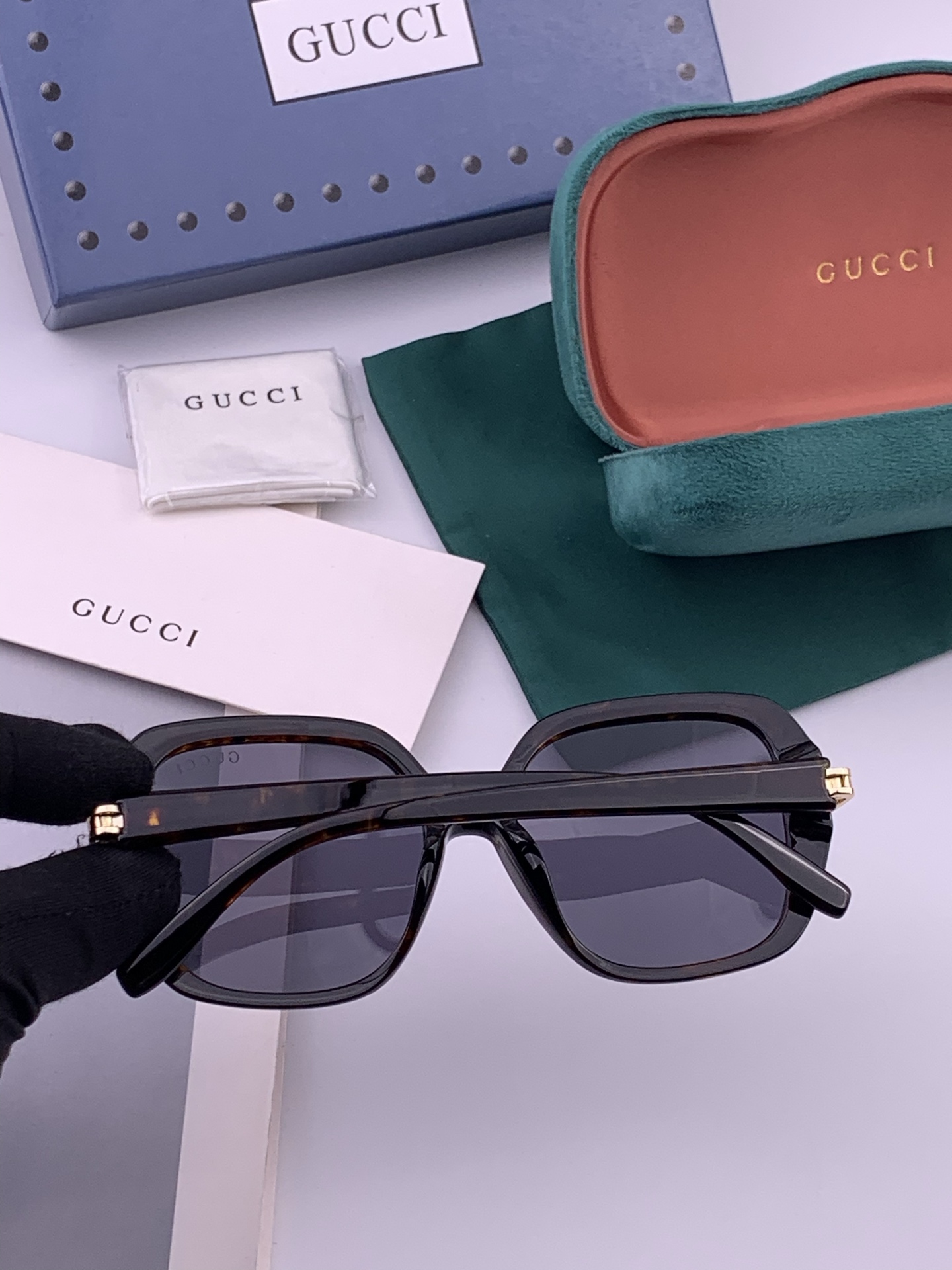 🔺 【GUCCI-偏光太阳镜】开春新款 潮流爆款 时尚方框偏光太阳镜 高品质 佩戴舒适 网红潮款墨镜 女