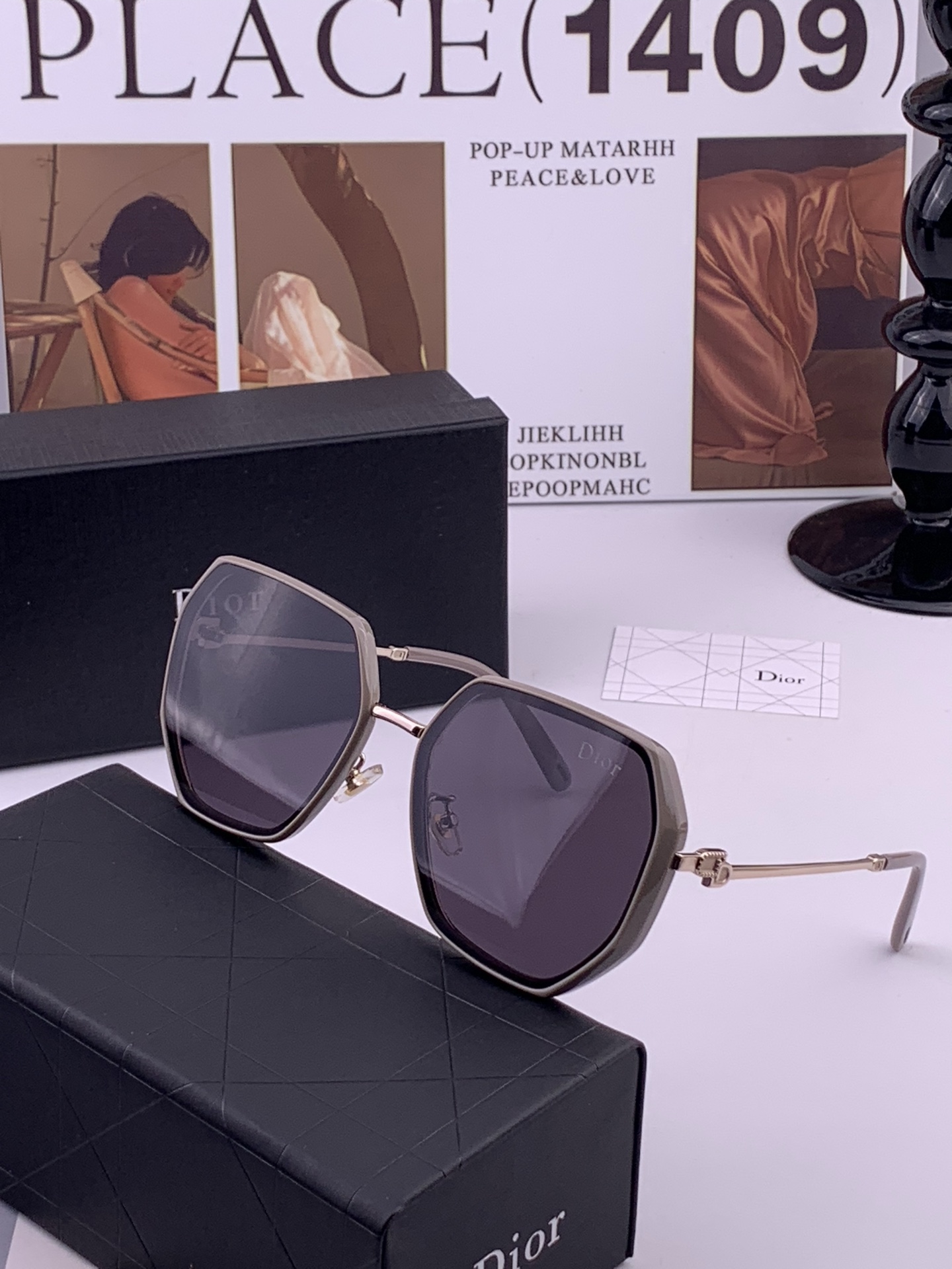 【DIOR】新款潮流爆款 时尚方框太阳镜 佩戴舒适 网红潮款墨镜  女士高清加厚偏光太阳镜🕶️ 🎉高品质