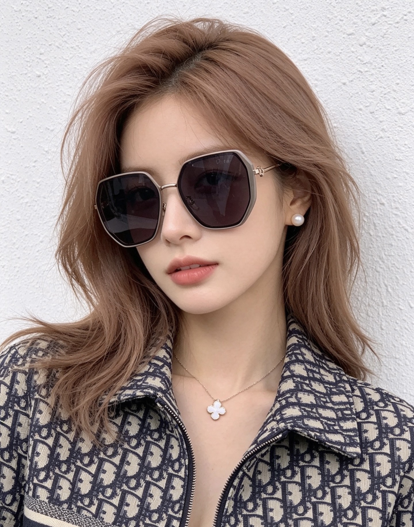 【DIOR】新款潮流爆款 时尚方框太阳镜 佩戴舒适 网红潮款墨镜  女士高清加厚偏光太阳镜🕶️ 🎉高品质