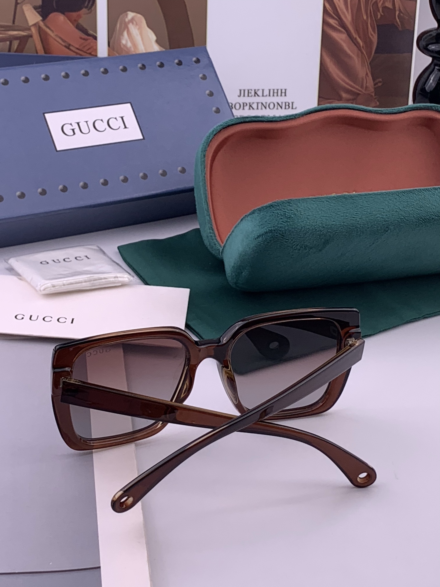 🔺 【GUCCI】开春新款 潮流爆款 时尚方框太阳镜 高品质 佩戴舒适 网红潮款墨镜 型号：G6200