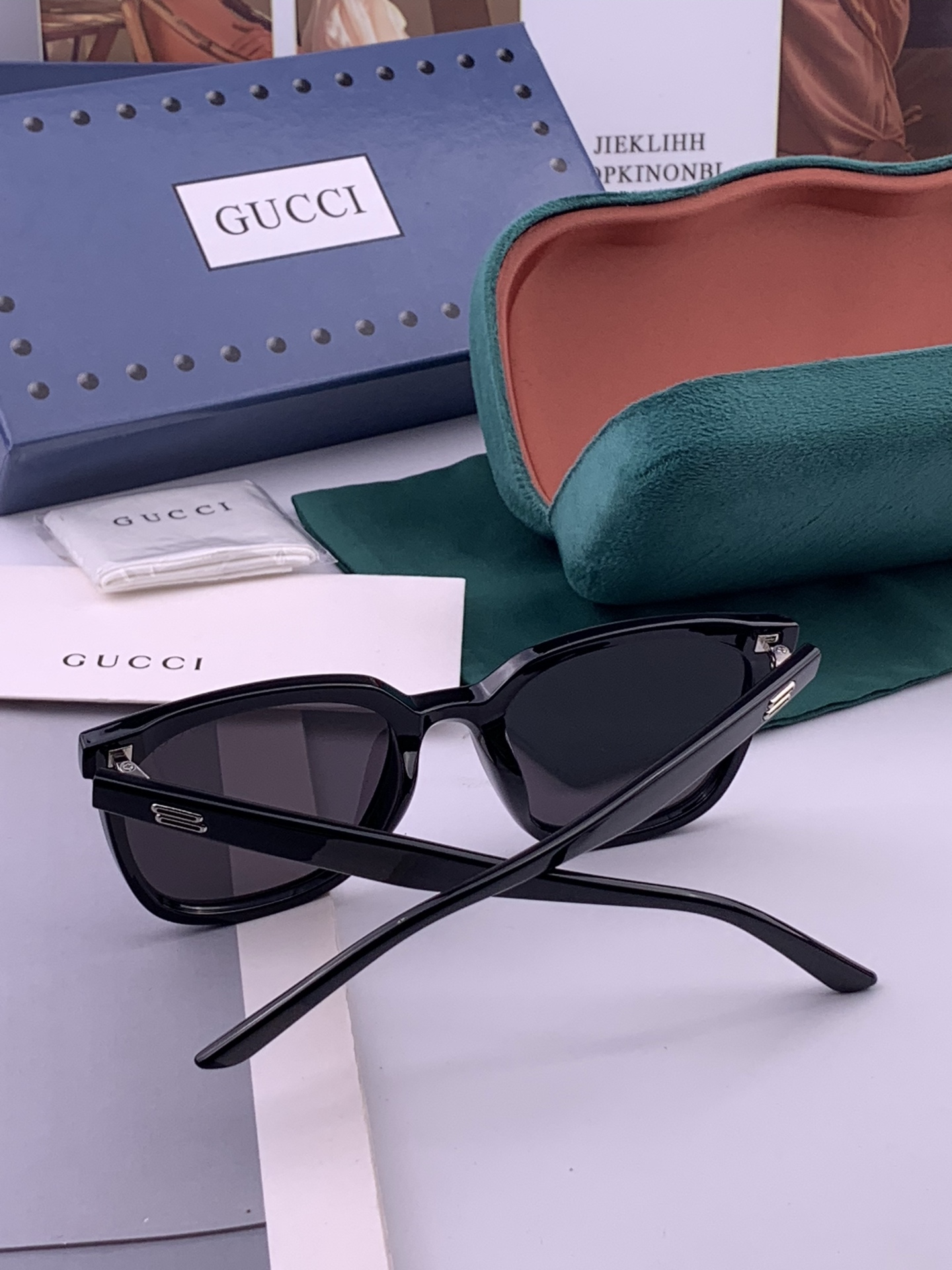 🔺 【GUCCI】开春新款 潮流爆款 时尚方框偏光太阳镜 高品质 佩戴舒适 网红潮款墨镜 女士高清尼龙偏