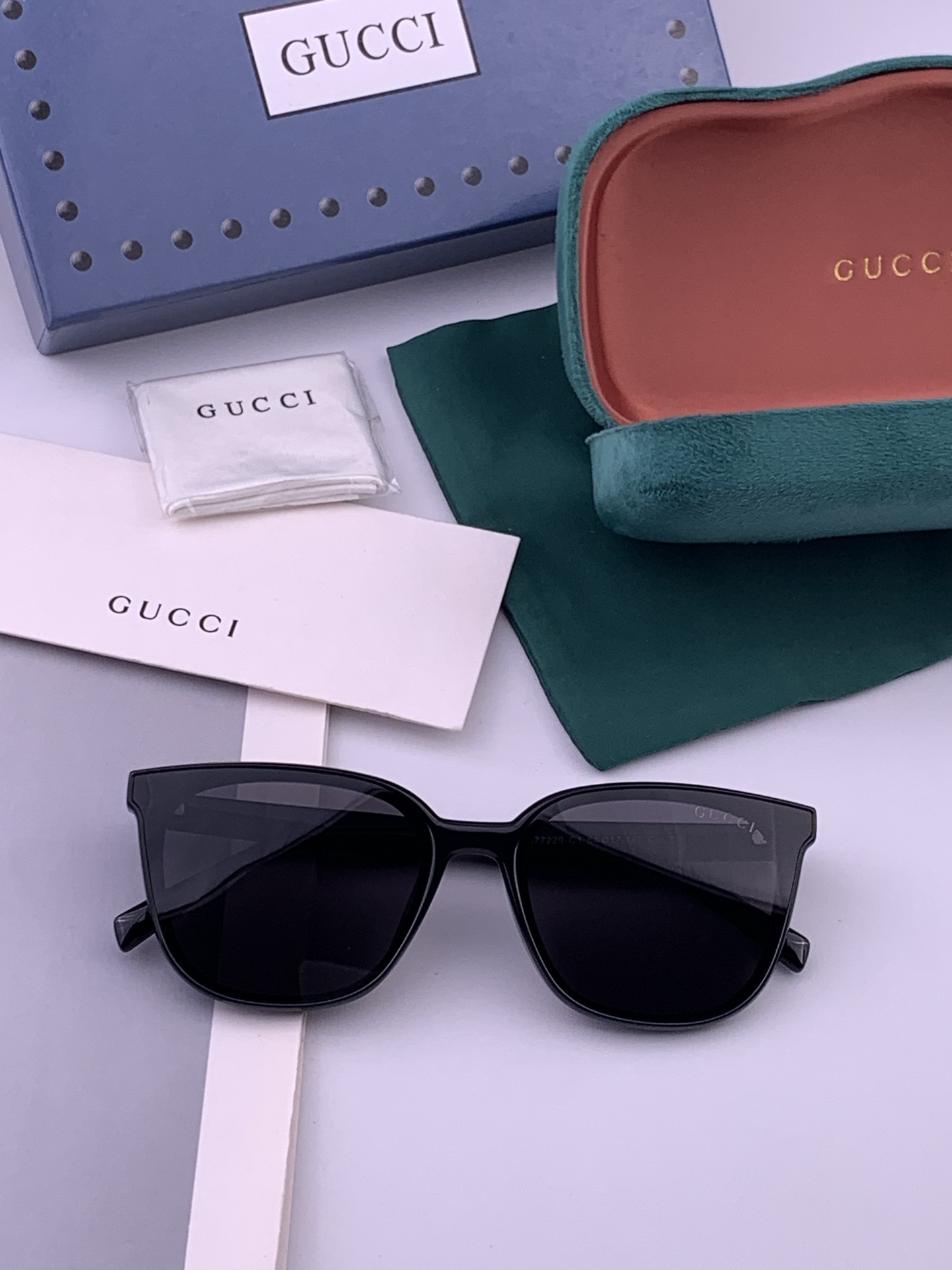 🔺 【GUCCI-偏光太阳镜】开春新款 潮流爆款 时尚方框偏光太阳镜 高品质 佩戴舒适 网红潮款墨镜 女