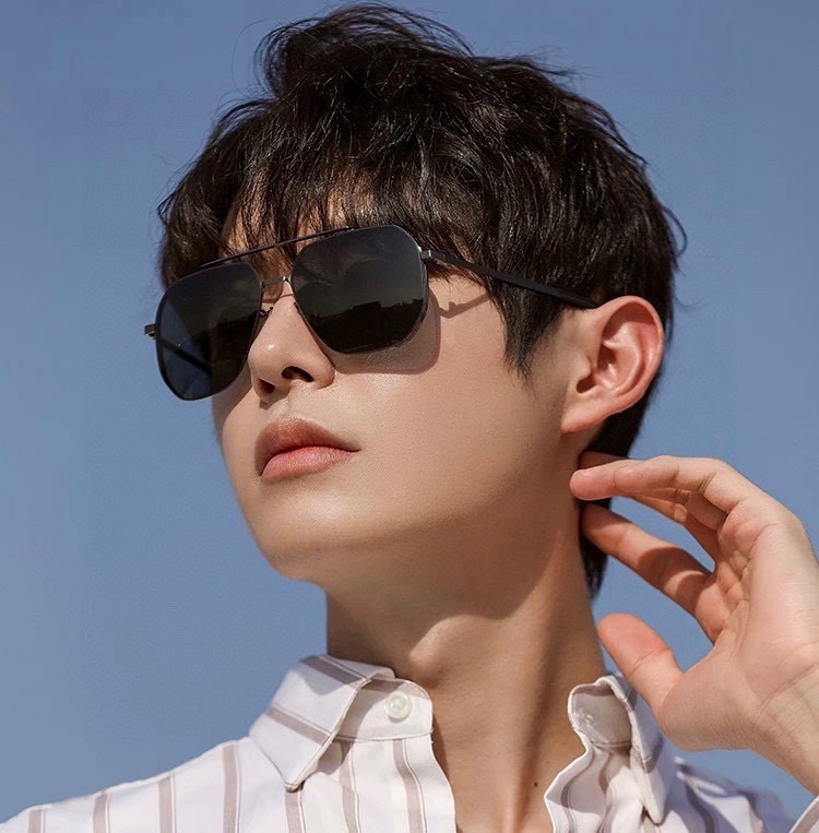 GUCCI 男款炫彩飞行员偏光太阳镜 ❤️材质：高清尼龙加厚卡槽高清偏光镜片 🌹无边框镜架💕颜👍型号：G
