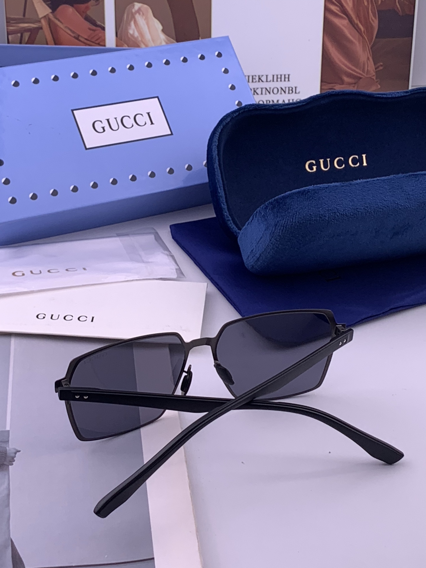 ♦️ GUCCI 新款男女情侣款太阳镜多边形墨镜iP电镀永不褪色 超轻超有弹性整幅眼镜无螺丝重要的是压不