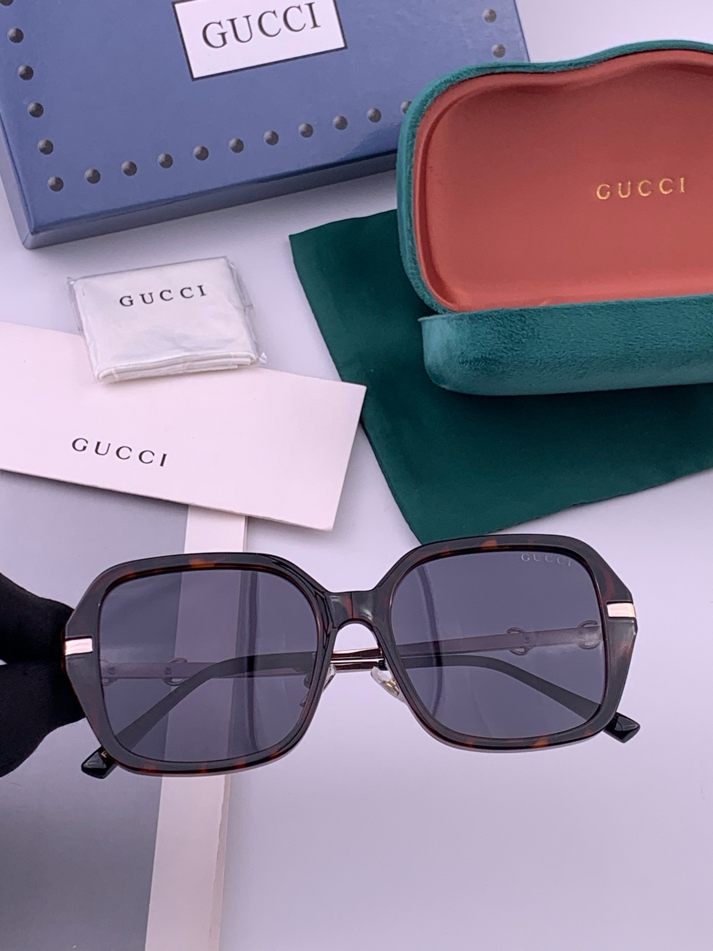 🔺GUCCI🔻古驰 GG圆框太阳镜 完美品质 🎓独特设计  适合各种脸型 亮相时装周 超时尚百搭 实物精致  情侣款 男