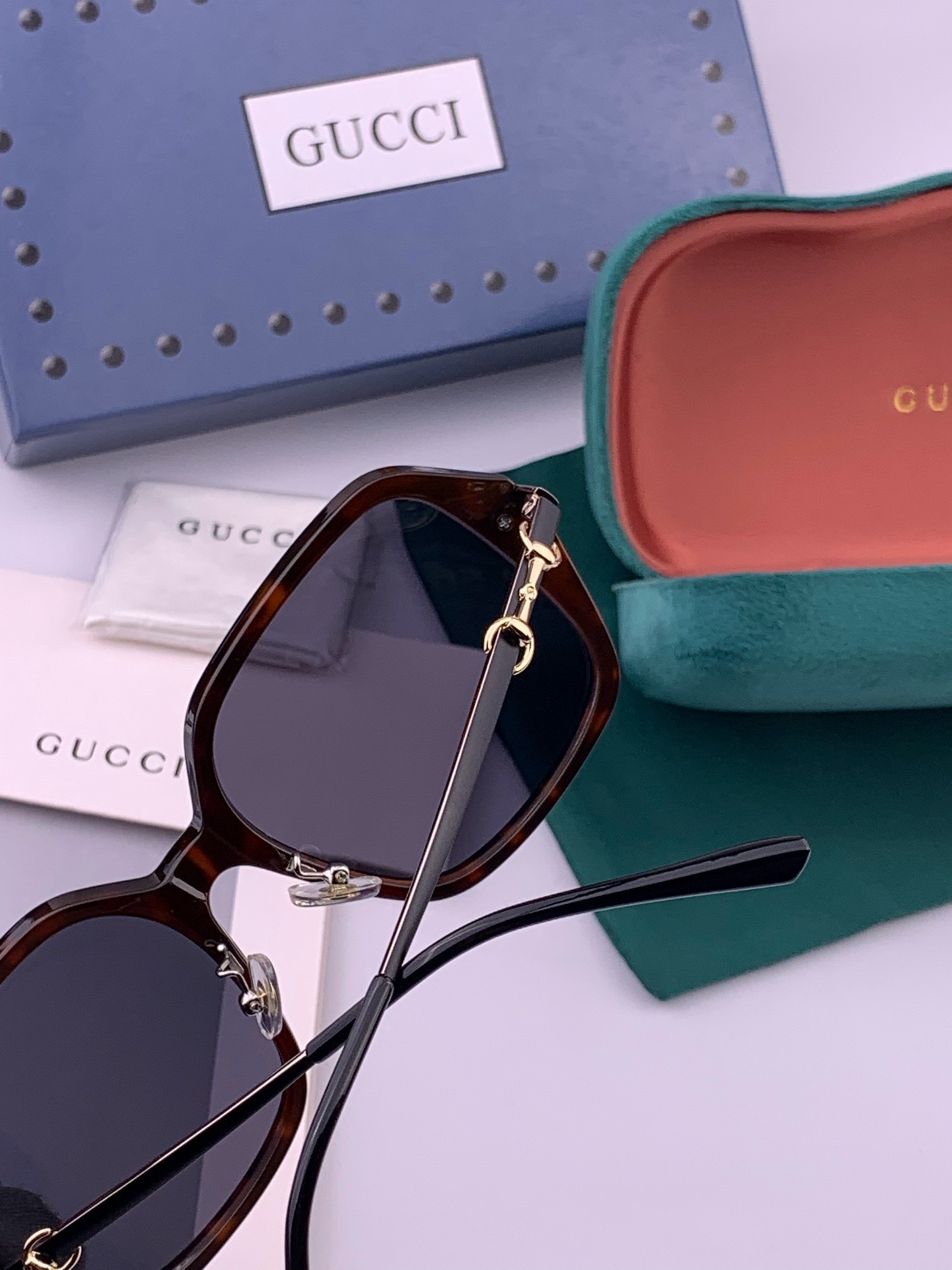 🔺GUCCI🔻古驰 GG圆框太阳镜 完美品质 🎓独特设计  适合各种脸型 亮相时装周 超时尚百搭 实物精致  情侣款 男