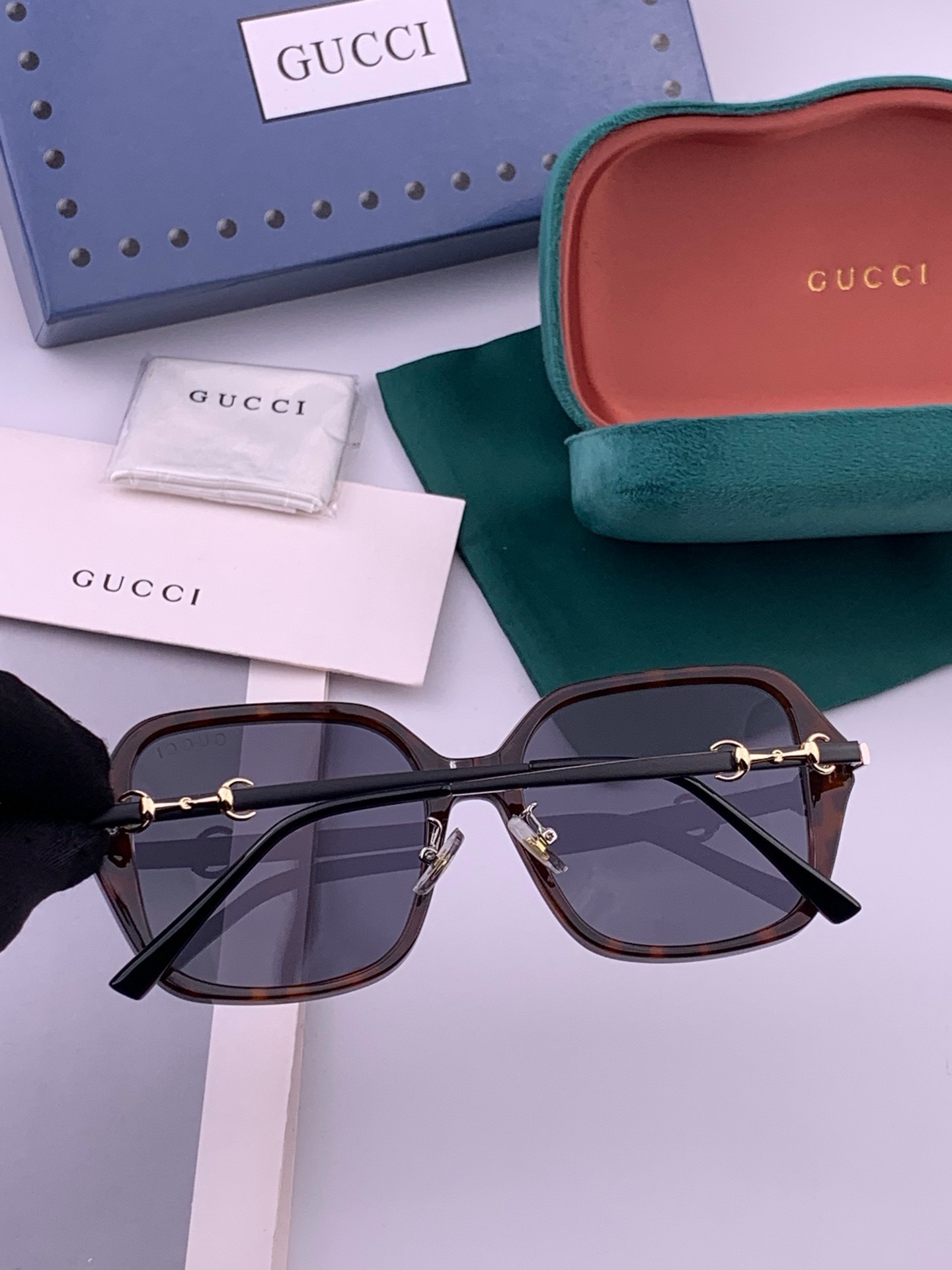🔺GUCCI🔻古驰 GG圆框太阳镜 完美品质 🎓独特设计  适合各种脸型 亮相时装周 超时尚百搭 实物精致  情侣款 男