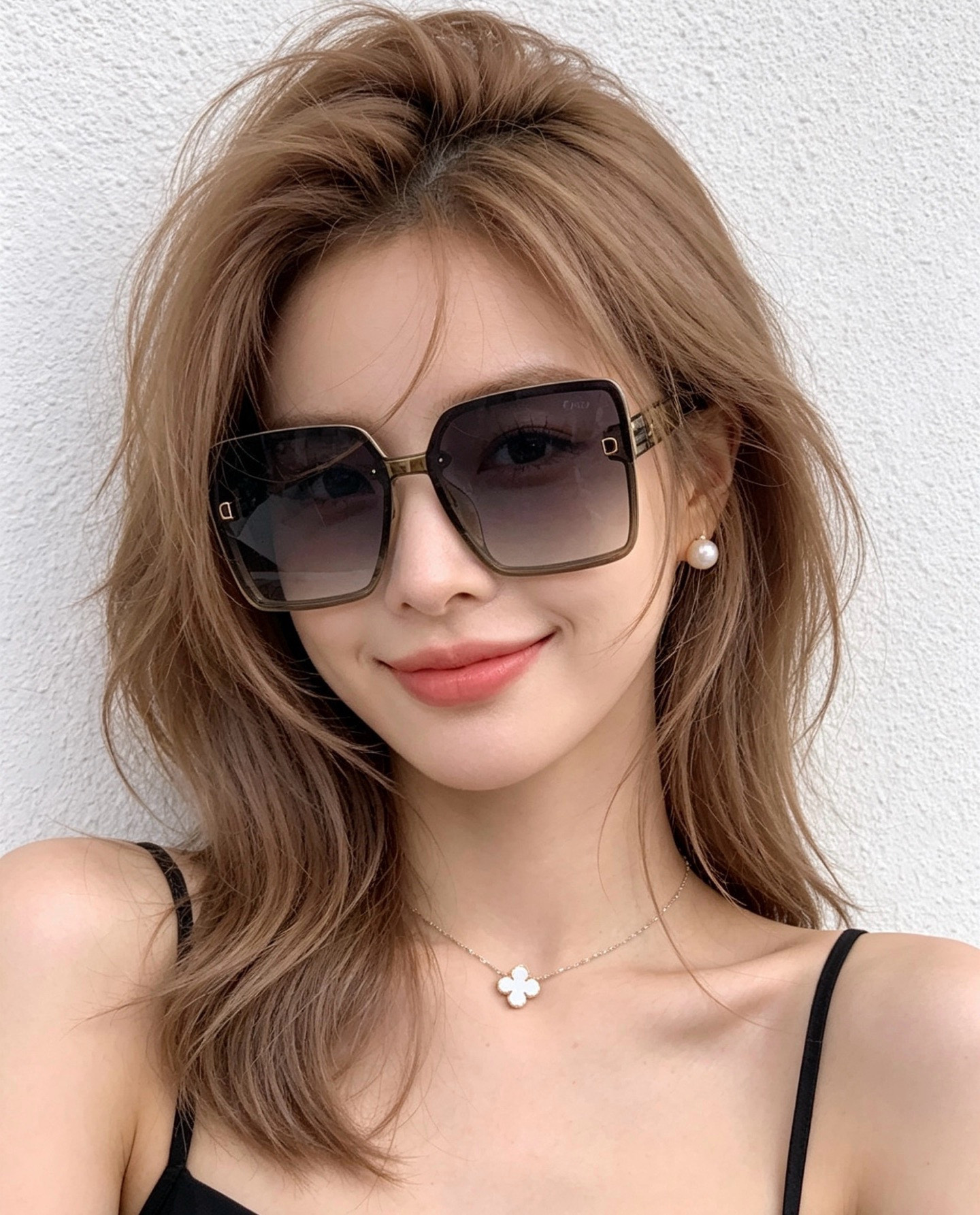 NO:950214,[DIOR-Dior] Spring new style, trendy hot style, fashionable square frame polarized sunglasses, high quality, comfortable to wear, Internet celebrity trendy sunglasses, women's high-definition polarized sunglasses, high quality TR frame, model CD8226 glasses, sunglasses, sunglasses, glasses, dior, dior19860909【DIOR-迪奥】开春新款 潮流爆款 时尚方框偏光太阳镜 高品质 佩戴舒适 网红潮款墨镜 女士高清偏光太阳镜 高品质TR镜框 型号CD8226眼镜墨镜太阳镜,眼镜,dior,dior,glasses