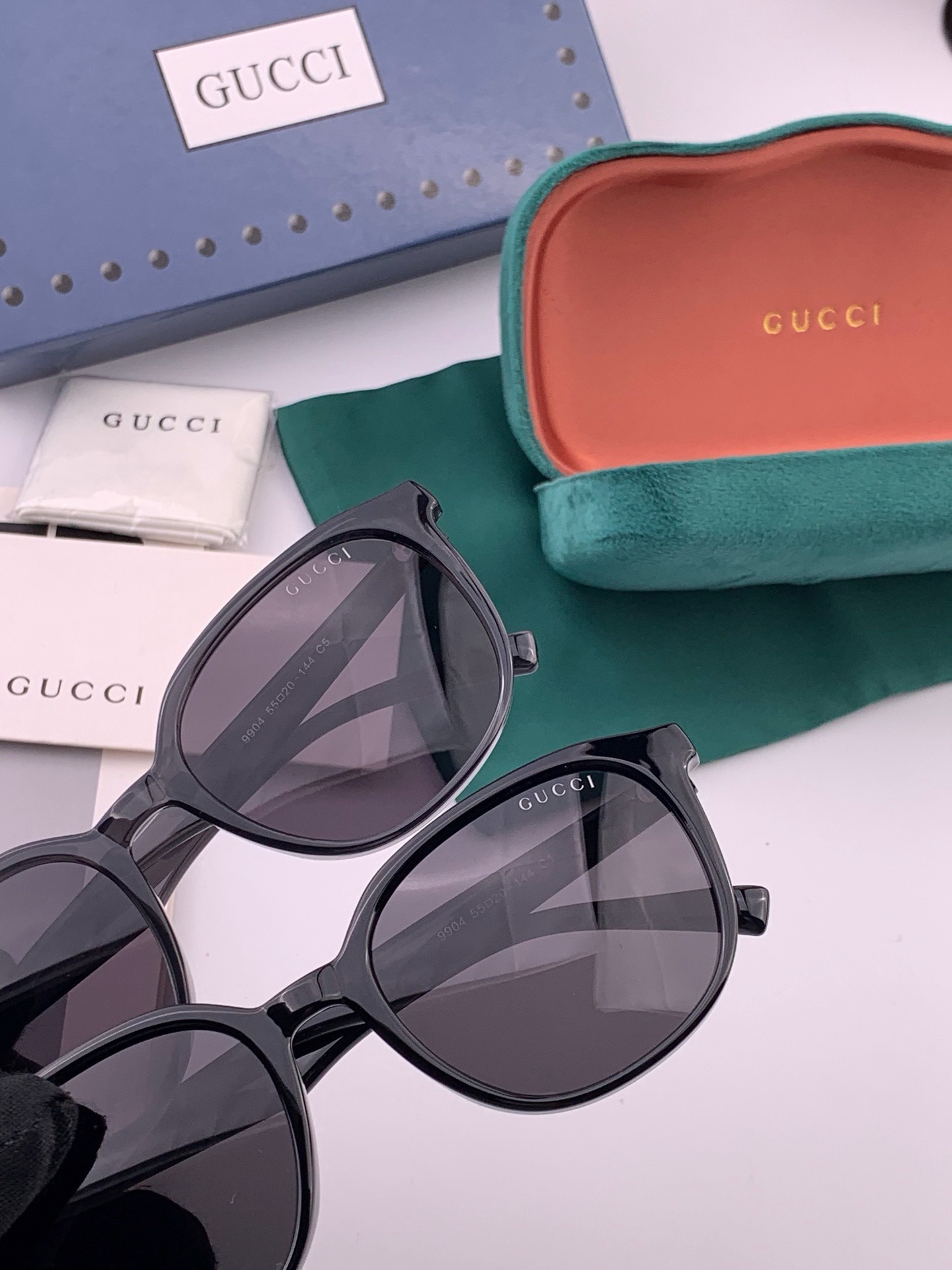 🔺 【GUCCI】开春新款 潮流爆款 时尚方框偏光太阳镜 高品质 佩戴舒适 网红潮款墨镜 女士高清尼龙偏光太阳镜🕶️ 🎉