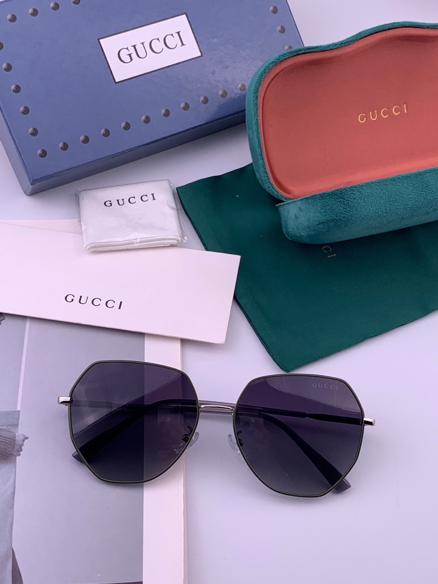 🔺 【GUCCI-偏光太阳镜】开春新款 潮流爆款 时尚圆框偏光太阳镜 高品质 佩戴舒适 网红潮款墨镜 女士高清偏光太阳镜