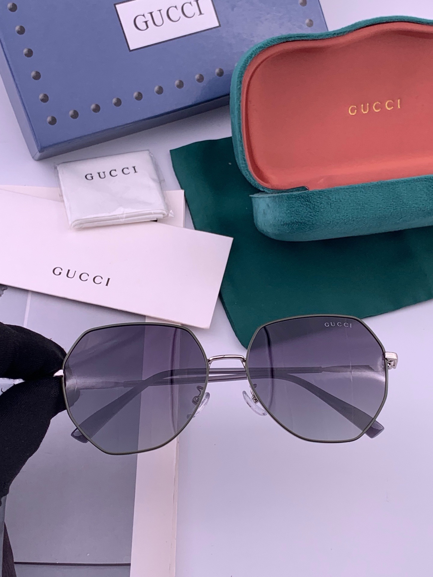 🔺 【GUCCI-偏光太阳镜】开春新款 潮流爆款 时尚圆框偏光太阳镜 高品质 佩戴舒适 网红潮款墨镜 女士高清偏光太阳镜