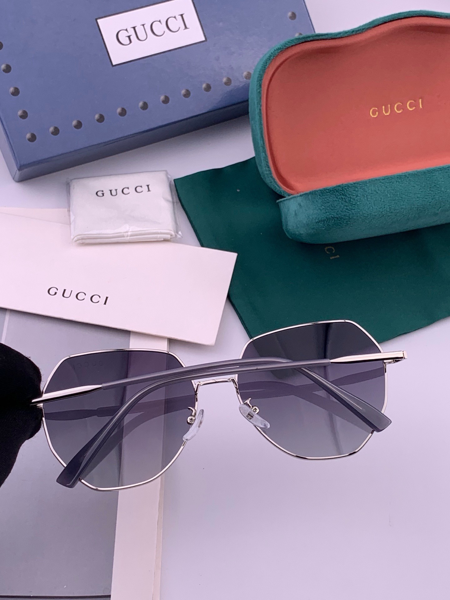 🔺 【GUCCI-偏光太阳镜】开春新款 潮流爆款 时尚圆框偏光太阳镜 高品质 佩戴舒适 网红潮款墨镜 女士高清偏光太阳镜
