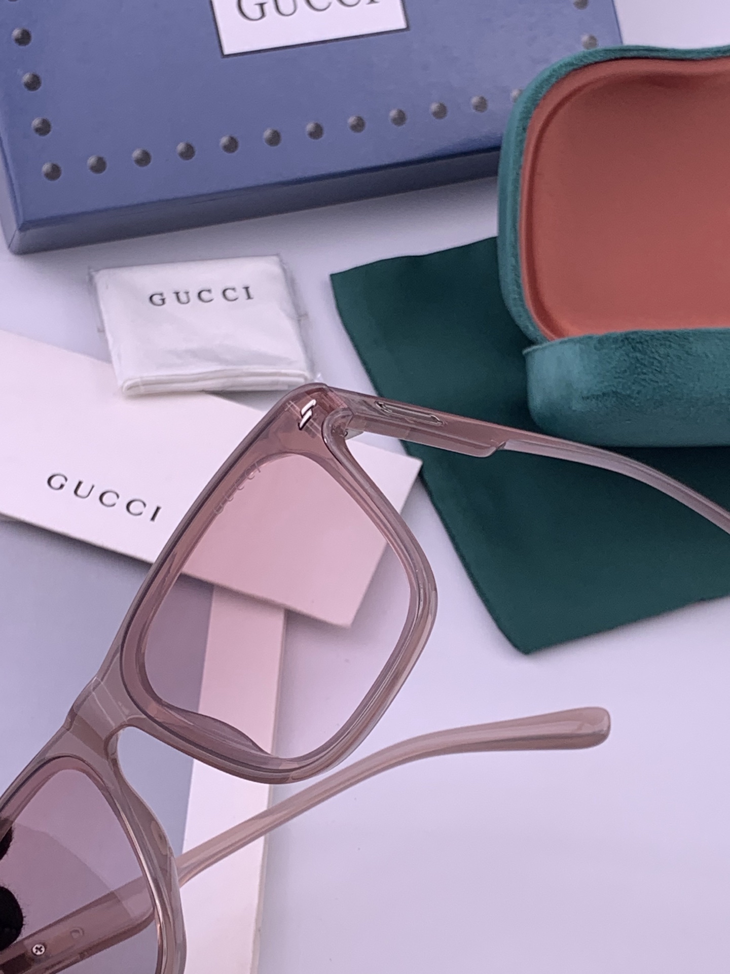 🔺 【GUCCI】开春新款 潮流爆款 时尚方框偏光太阳镜 高品质 佩戴舒适 网红潮款墨镜 女士高清尼龙偏光太阳镜🕶️ 🎉