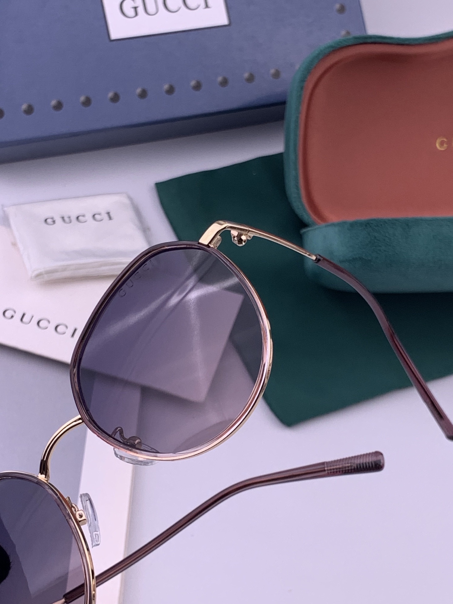 🔺 【GUCCI-偏光太阳镜】开春新款 潮流爆款 时尚圆框偏光太阳镜 高品质 佩戴舒适 网红潮款墨镜 女士高清偏光太阳镜
