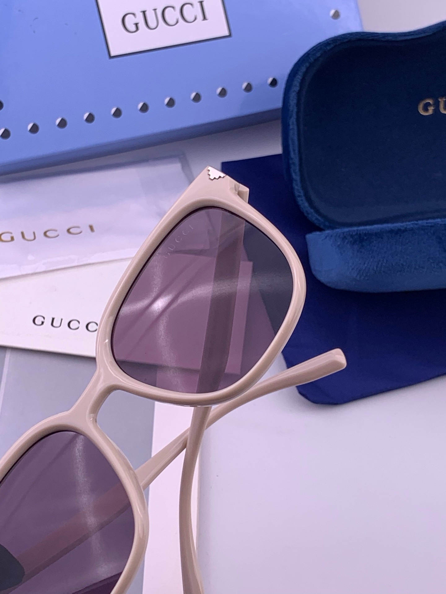 🔺 【GUCCI-偏光太阳镜】开春新款 潮流爆款 时尚圆框偏光太阳镜 高品质 佩戴舒适 网红潮款墨镜 女士高清偏光太阳镜
